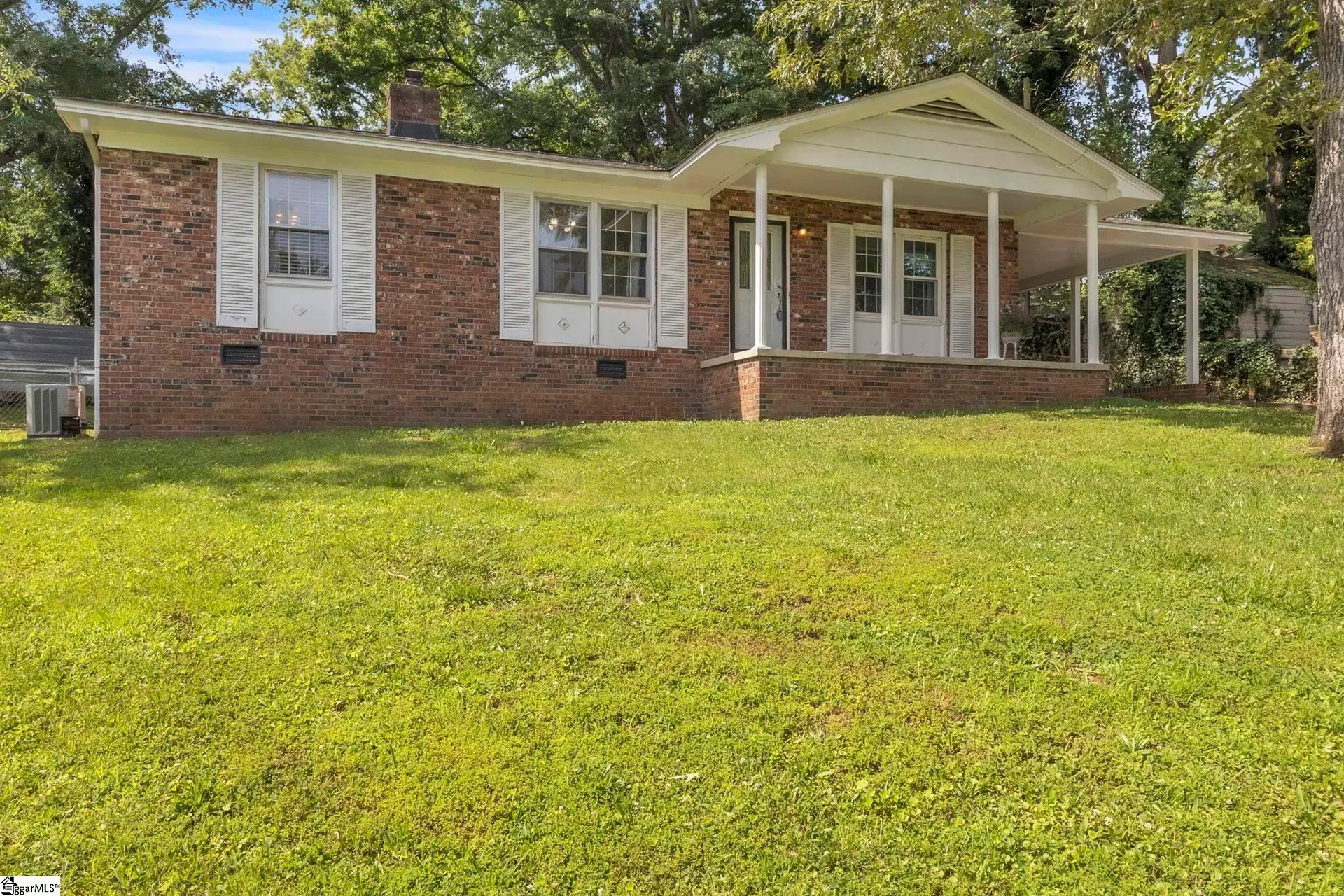 Property image 2 at 6 Kathryan Circle, Greenville, SC 29605