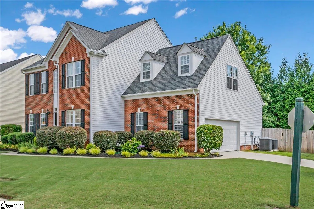 Property image 2 at 109 Amberleaf Way, Simpsonville, SC 29681