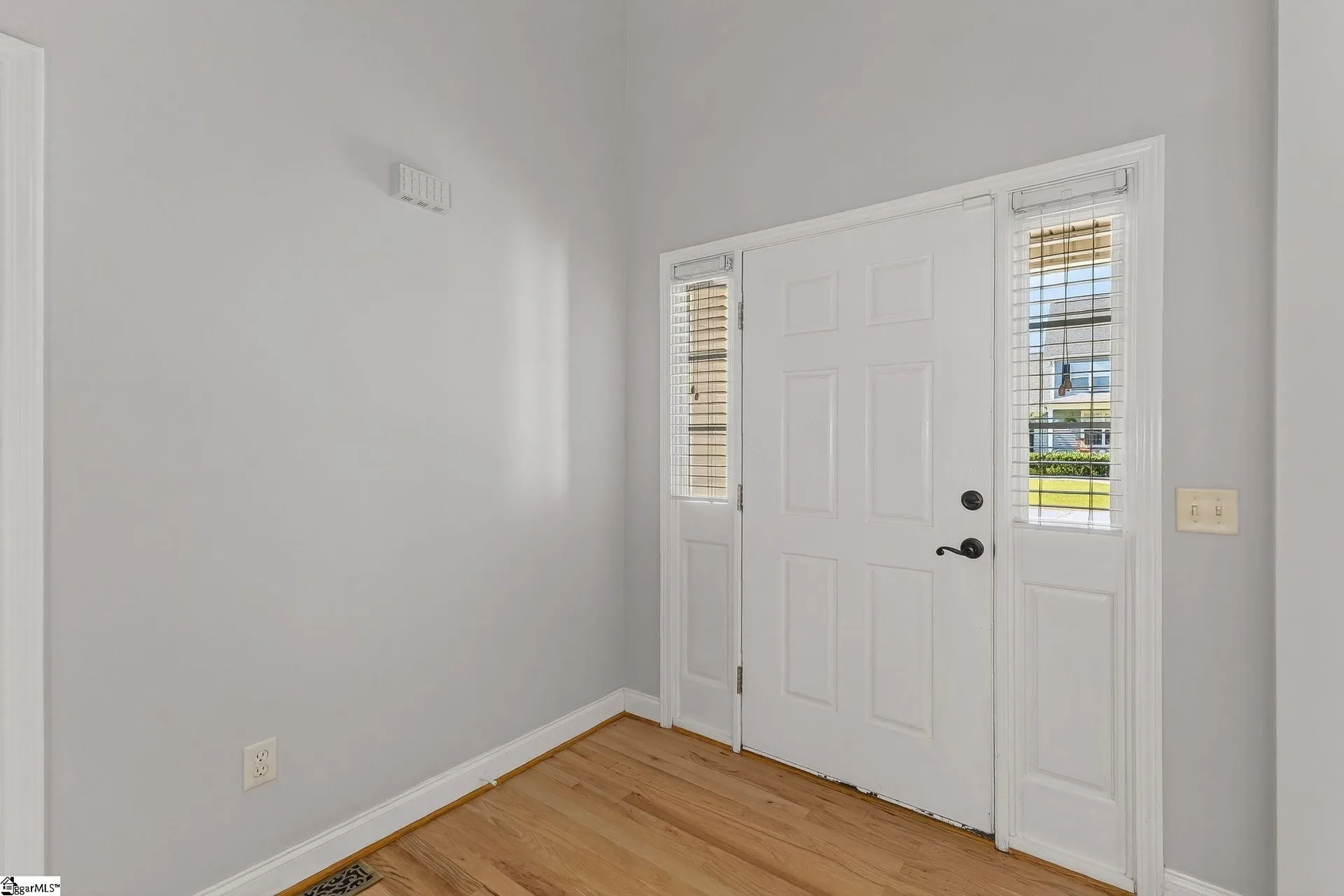 Property image 2 at 10 Parkcrest Court, Simpsonville, SC 29681