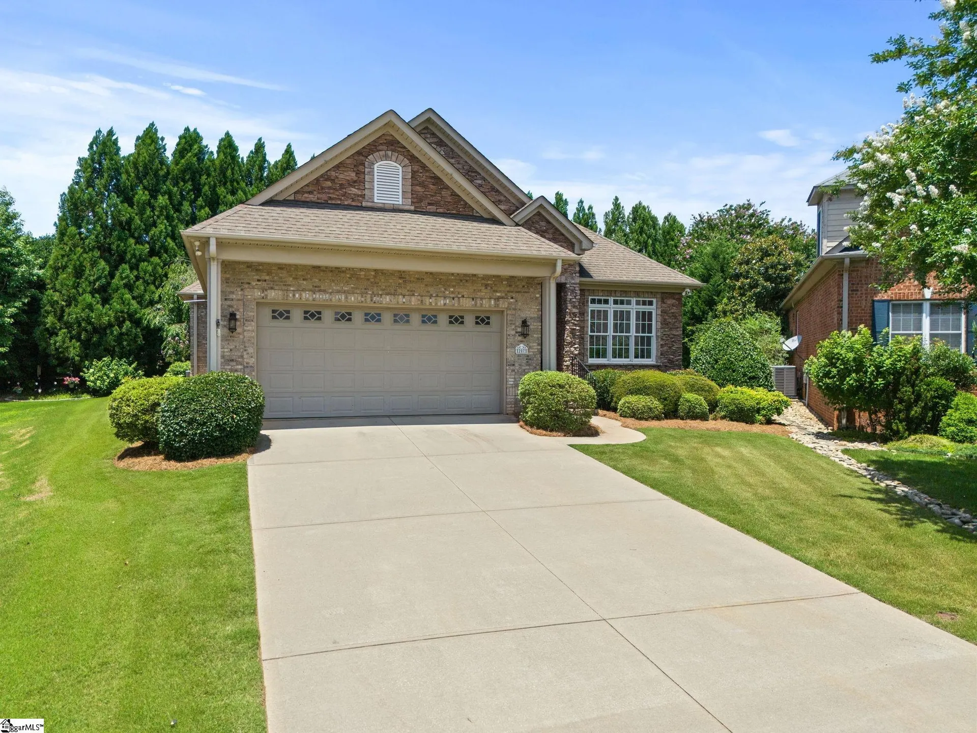 Property image 2 at 207 Hunters Court, Greenville, SC 29617