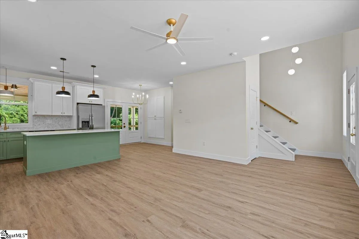 Property image 4 at 7 Farrell Kirk Lane, Greenville, SC 29615