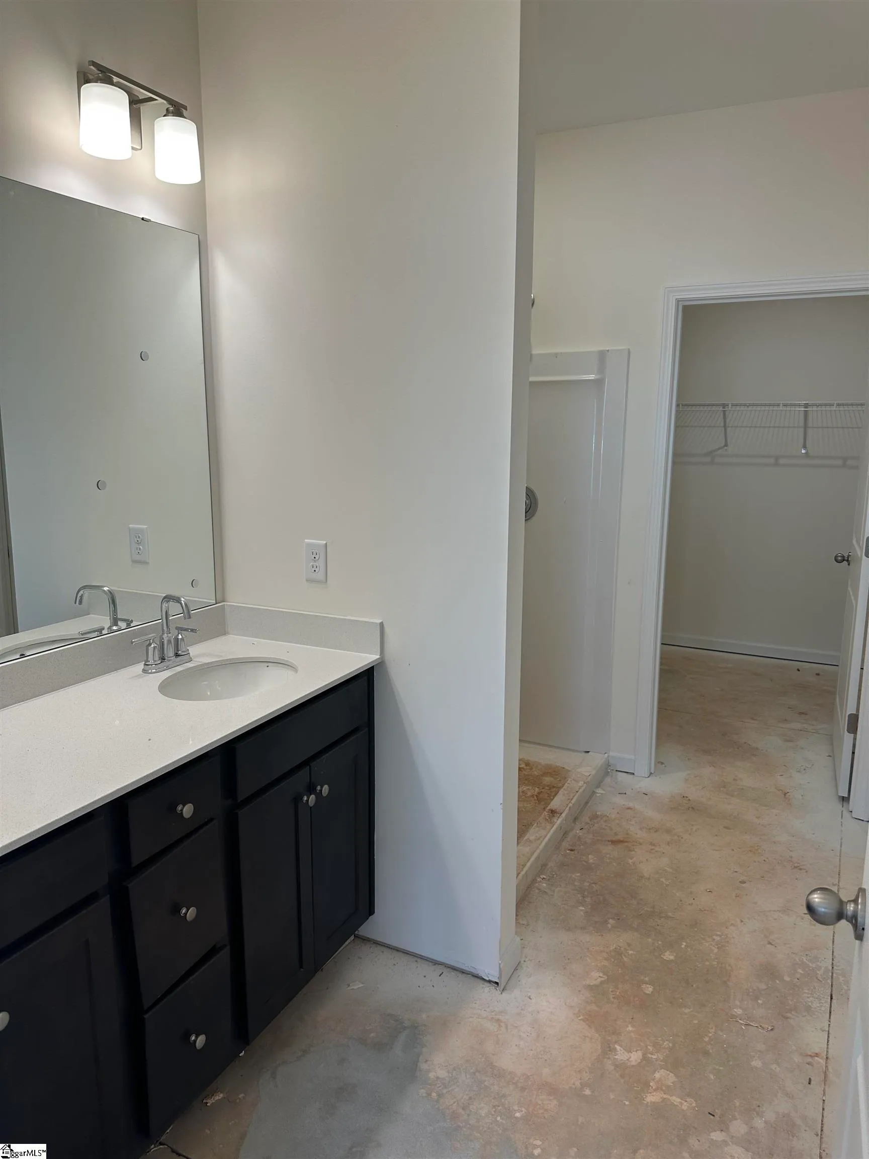 Property image 4 at 215 Brown Circle, Easley, SC 29642