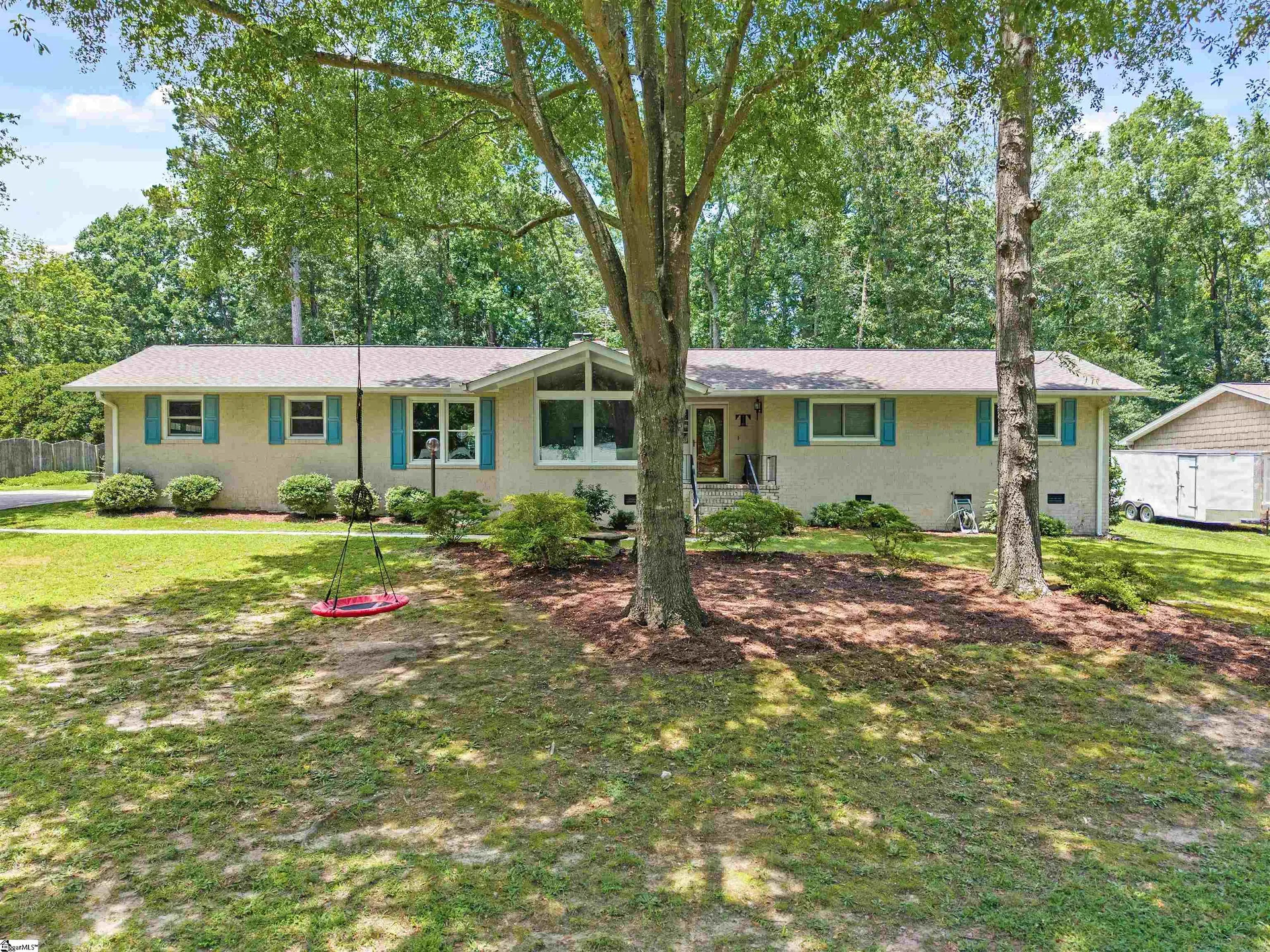 Property image 1 at 110 Bonwood Avenue, Simpsonville, SC 29681