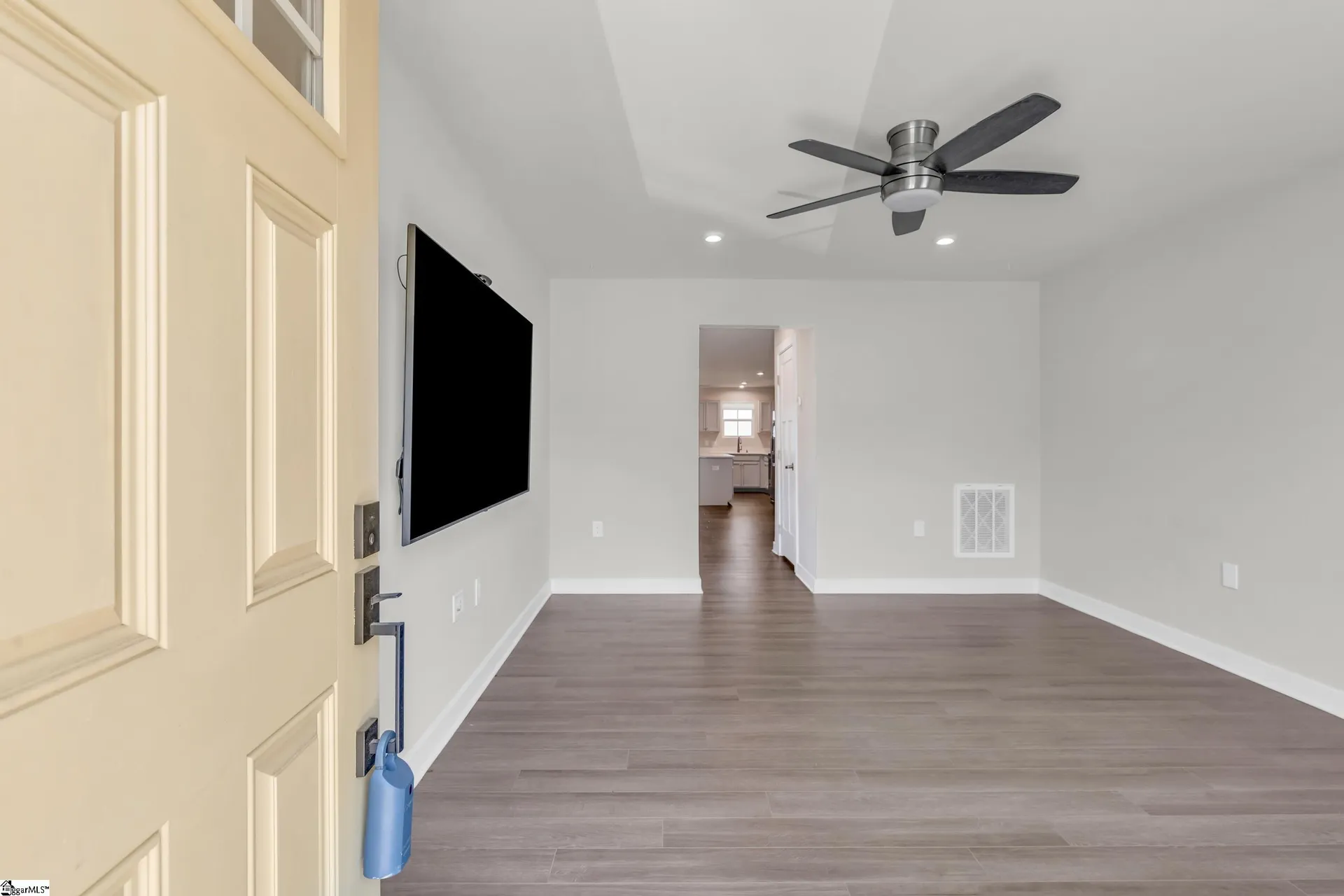 Property image 4 at 613 Cresslyn Court, Greenville, SC 29617