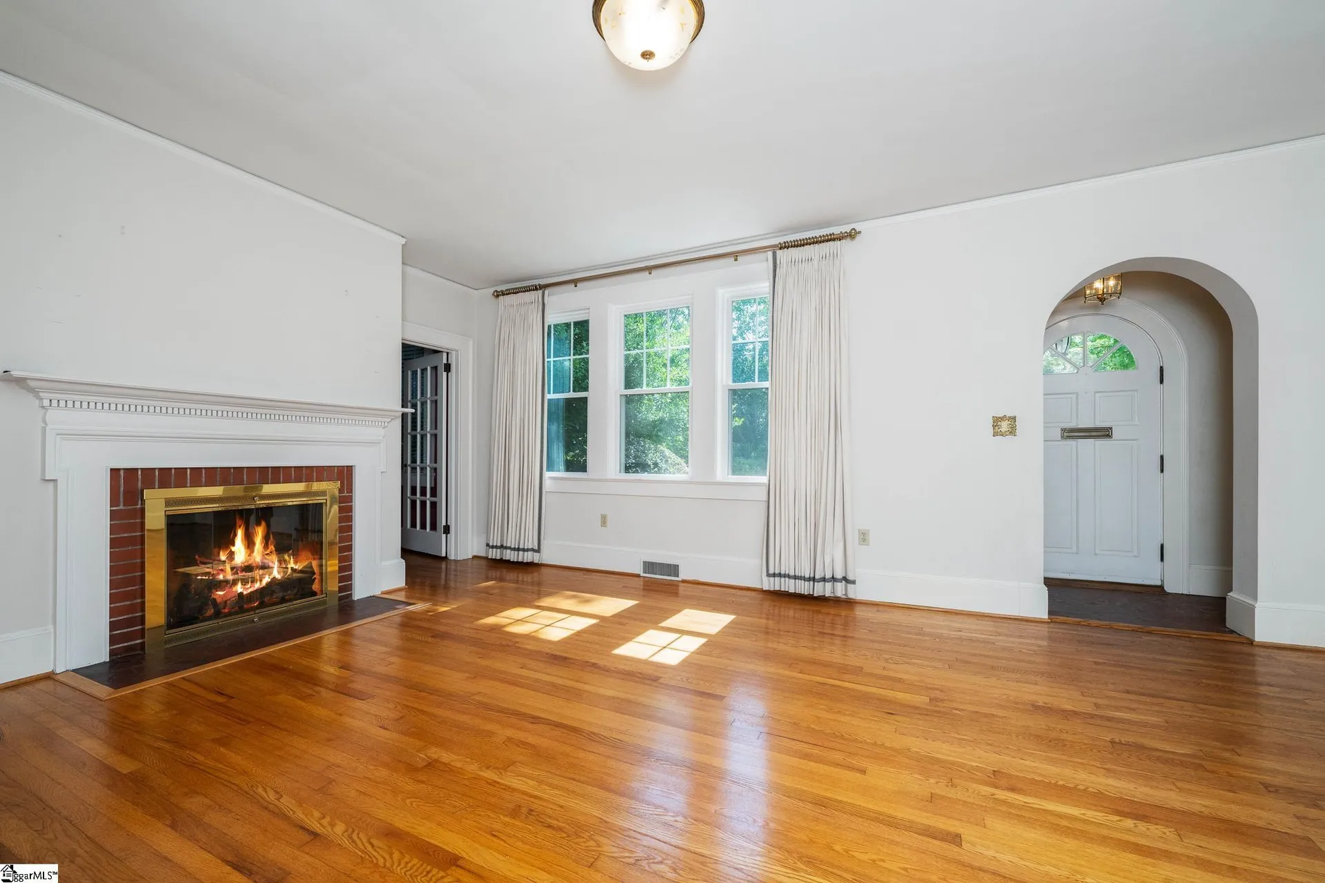 Property image 5 at 306 Mcdaniel Avenue, Greenville, SC 29601