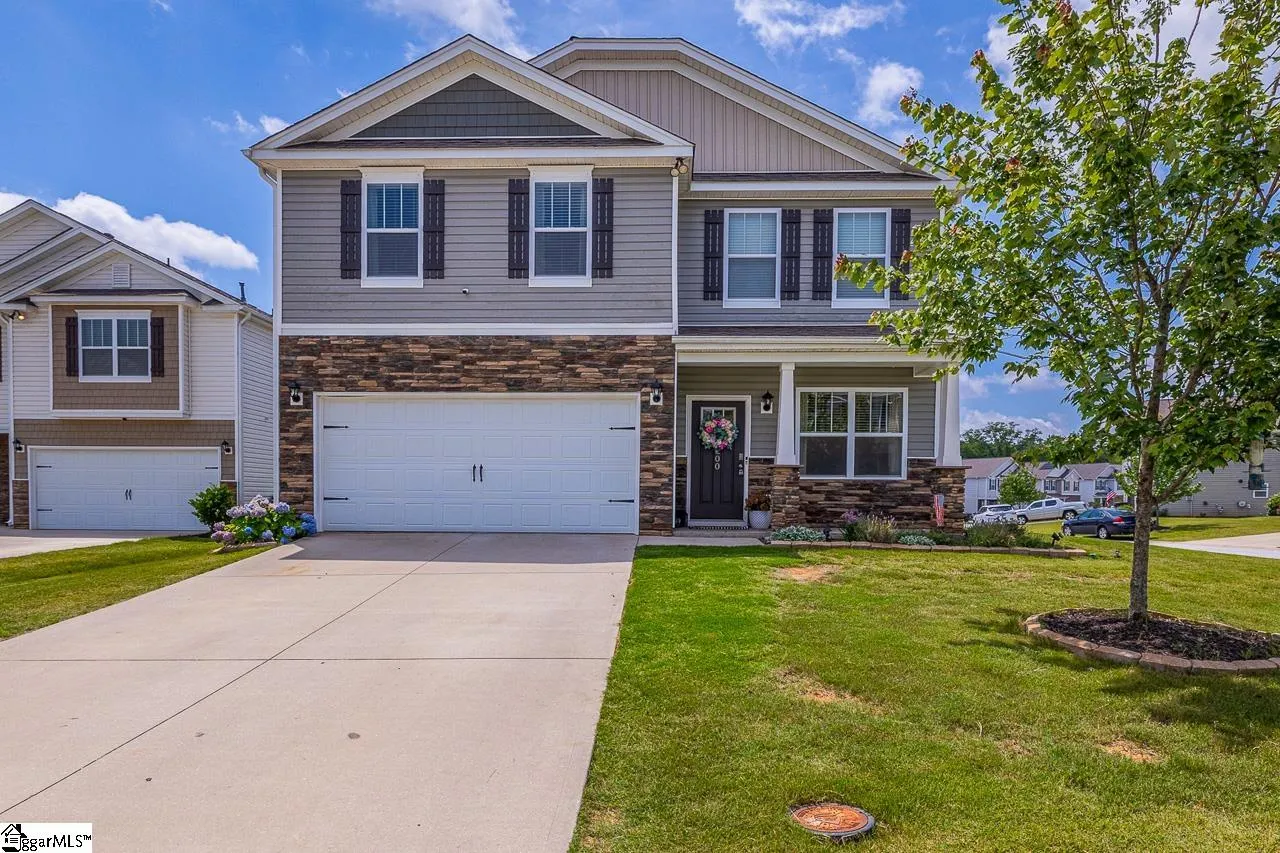 200 Bridlewood Lane