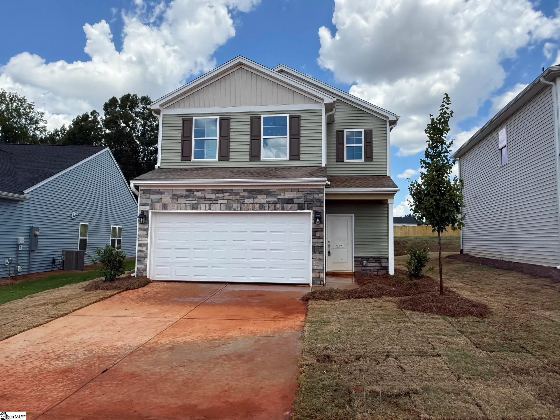2385 Mill Loop