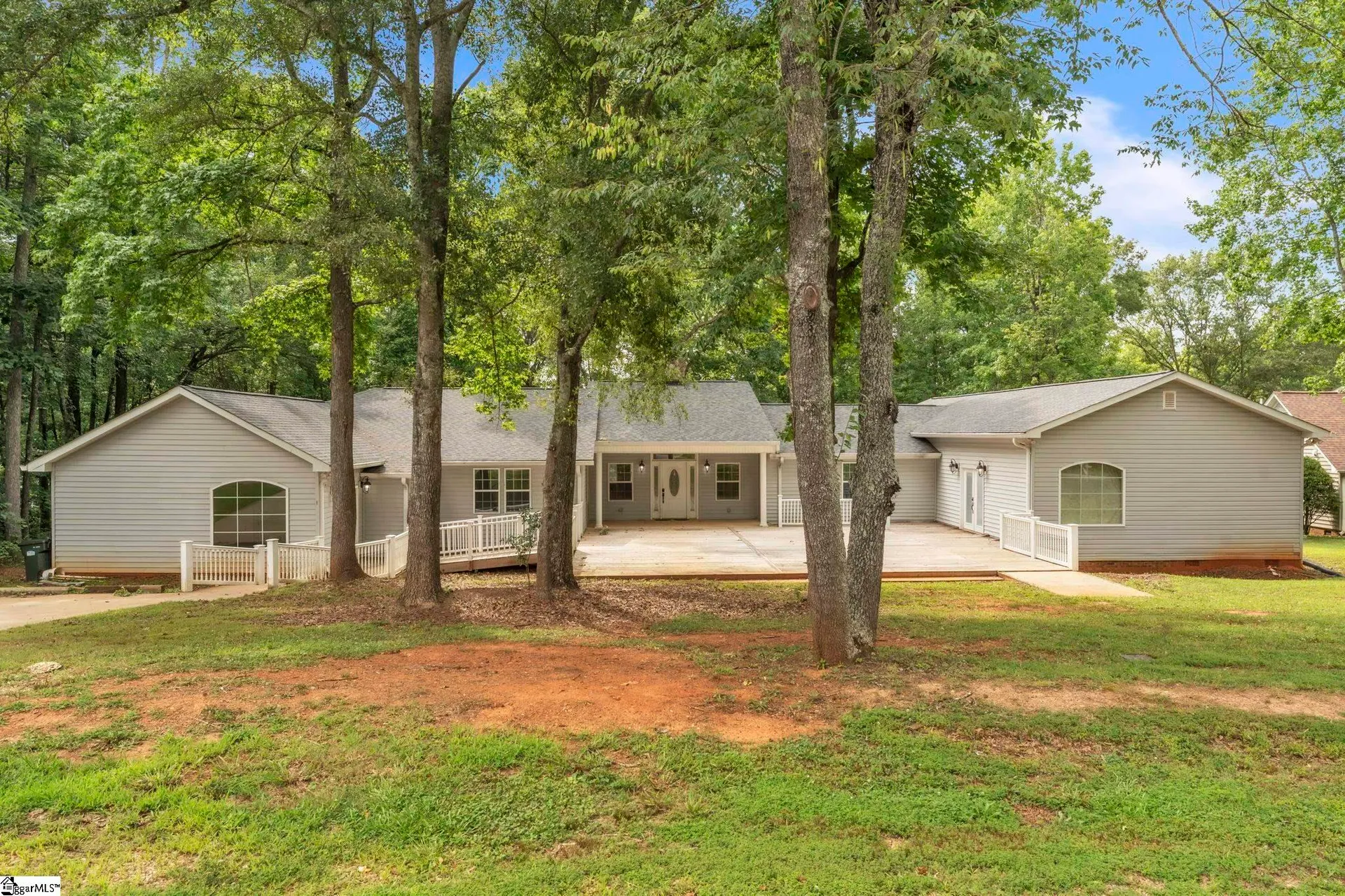 Property image 1 at 1 Moultrie Drive, Taylors, SC 29687