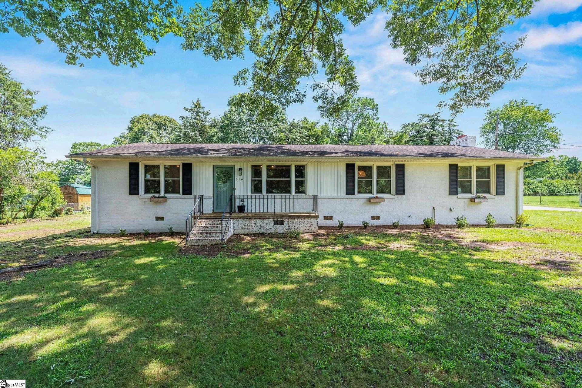 114 Ridgecrest Way