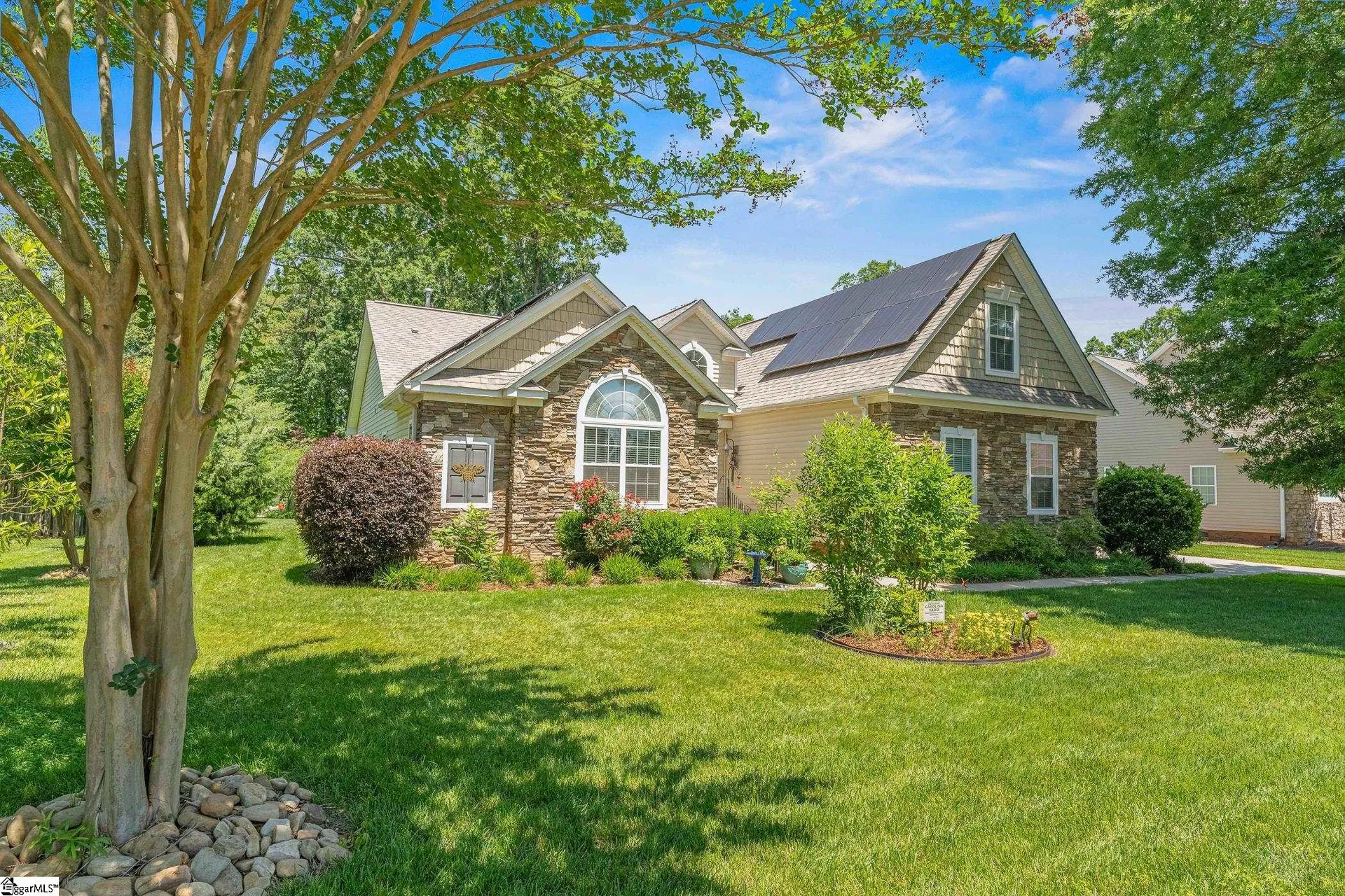 Property image 2 at 213 Franklin Oaks Lane, Greer, SC 29651