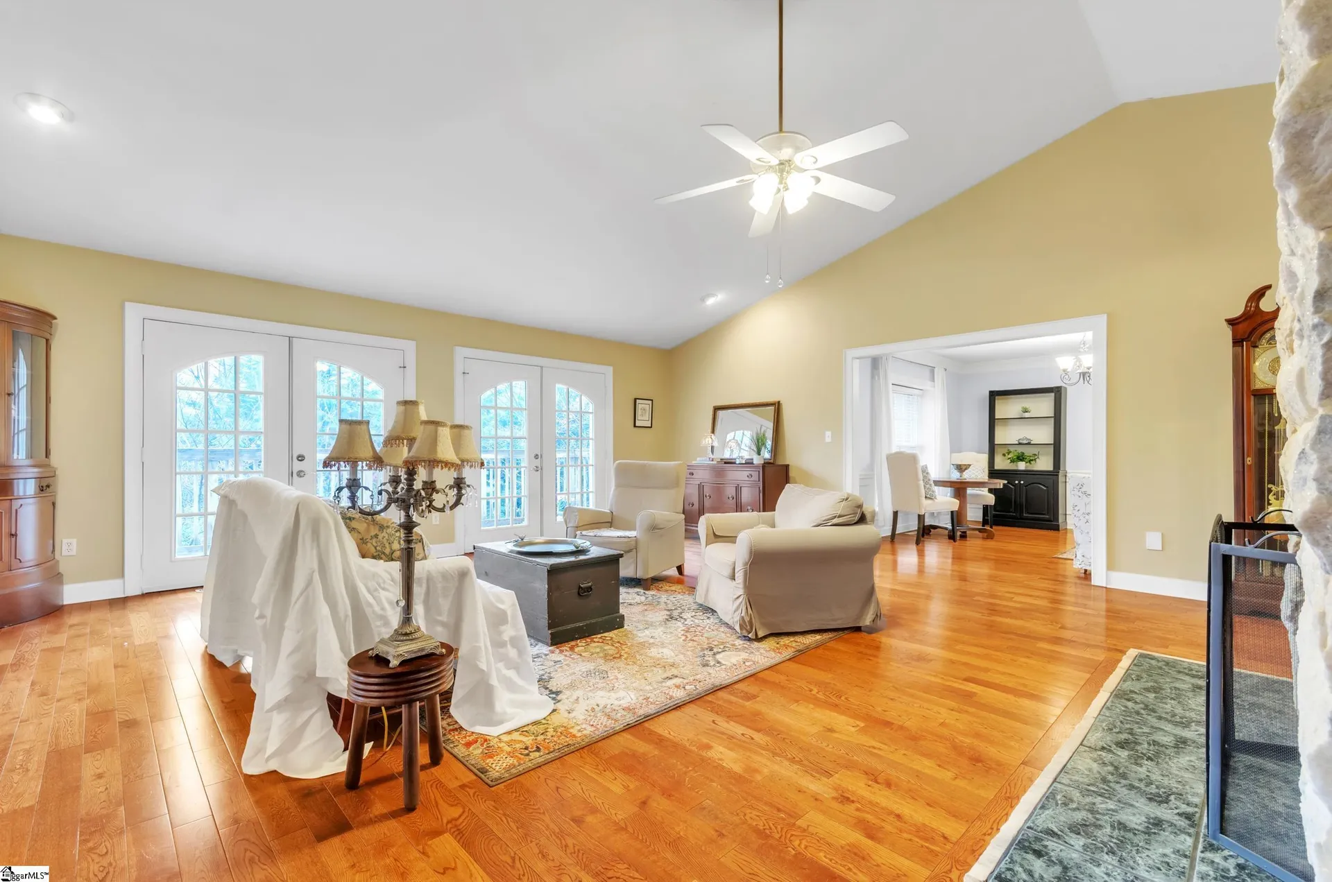 Property image 4 at 207 Ashford Avenue, Greenville, SC 29609