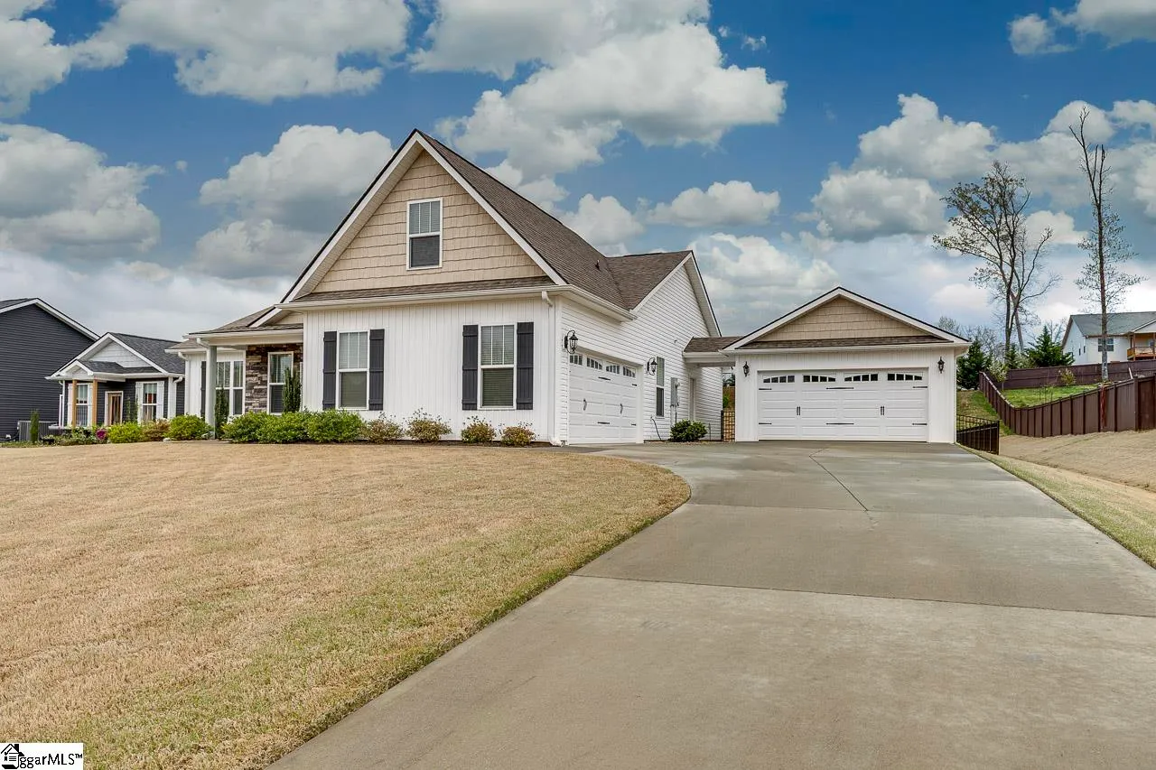 Property image 2 at 9 Judge Looper Court, Travelers Rest, SC 29690