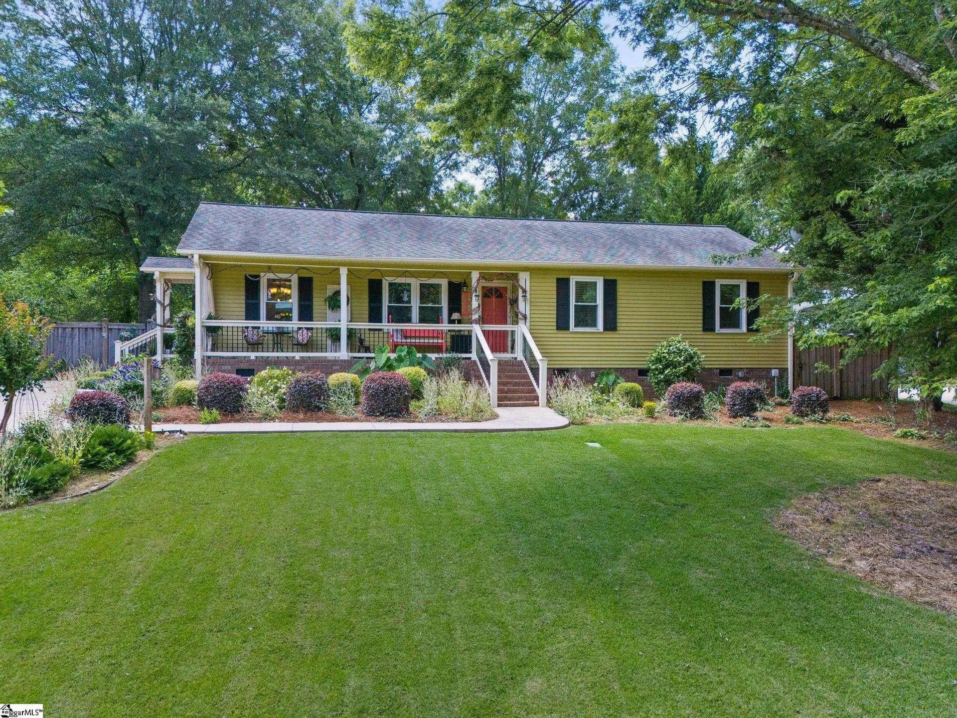119 Deborah Lane