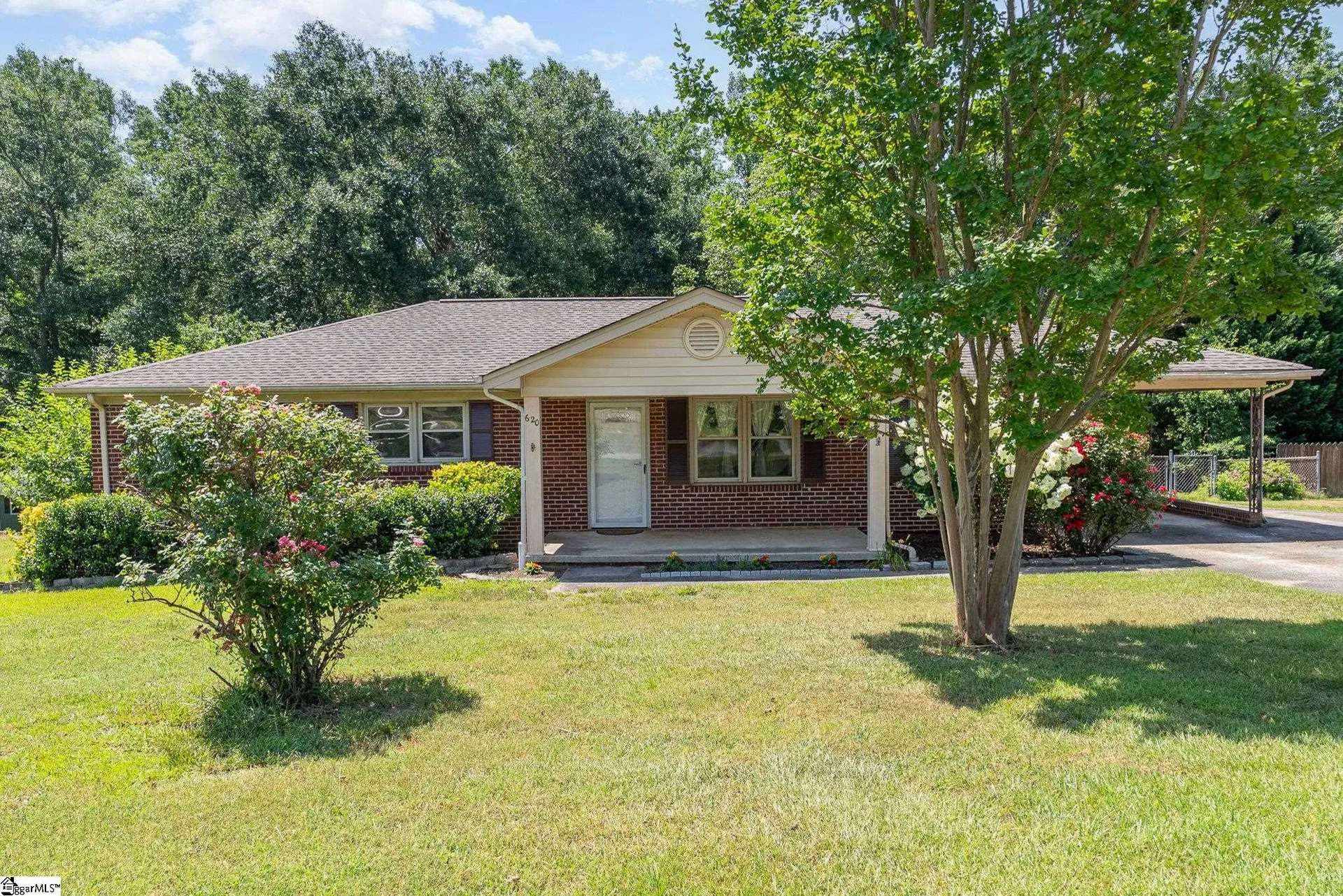 Property image 3 at 620 Creighton Drive, Taylors, SC 29687