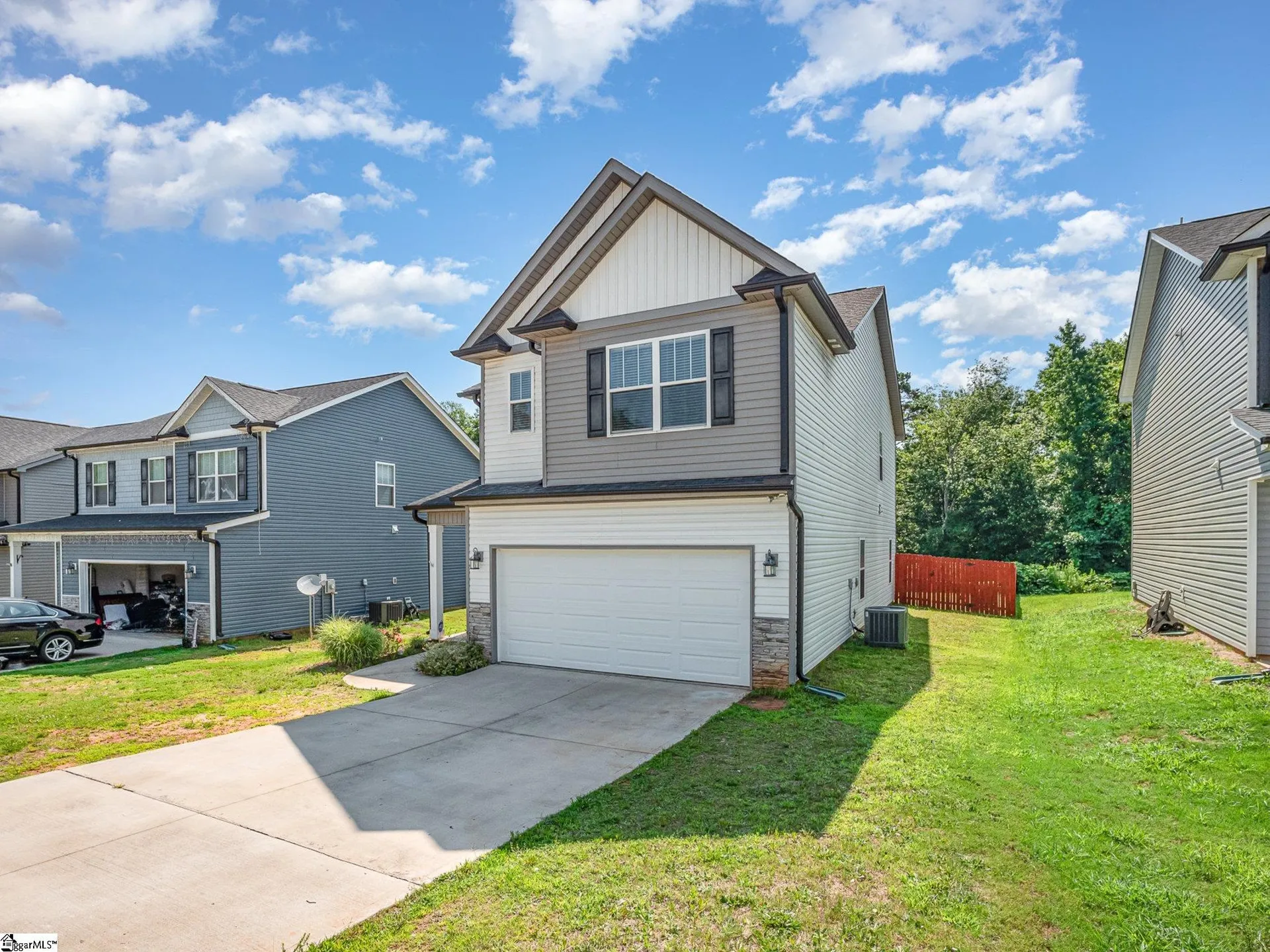 Property image 2 at 211 Rosewood Circle, Duncan, SC 29334