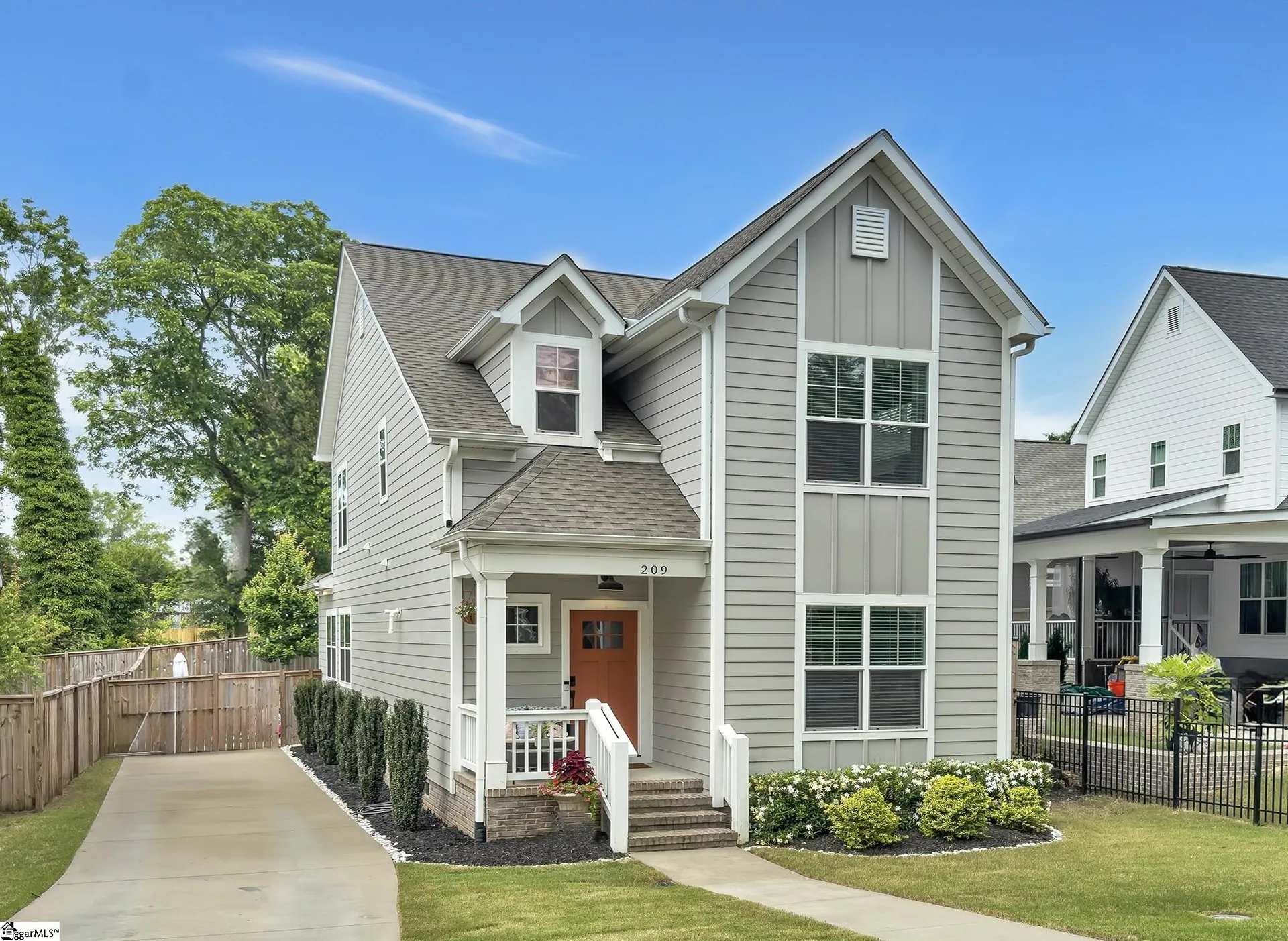 Hampton-Pinckney Historic, Greenville Community