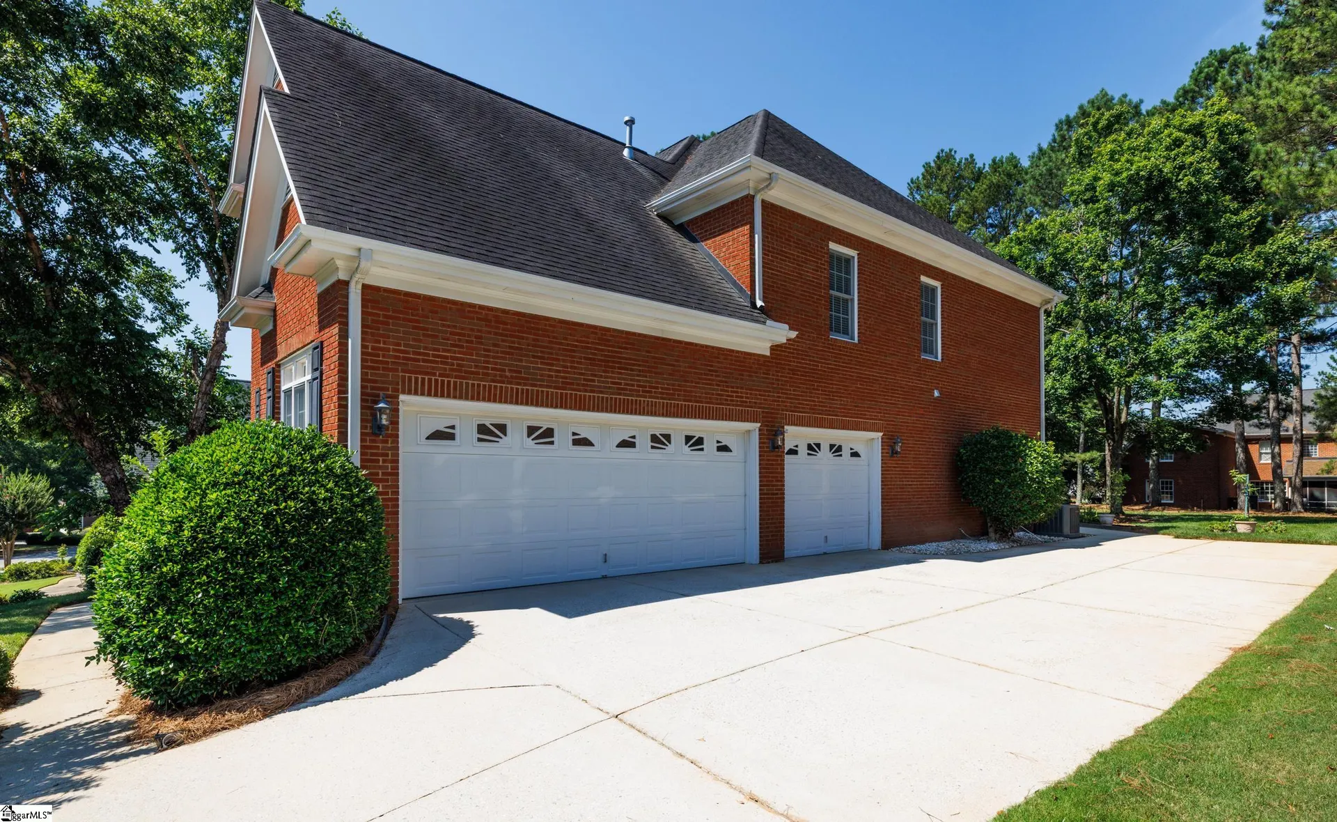 Property image 2 at 805 Carriage Hill Road, Simpsonville, SC 29681