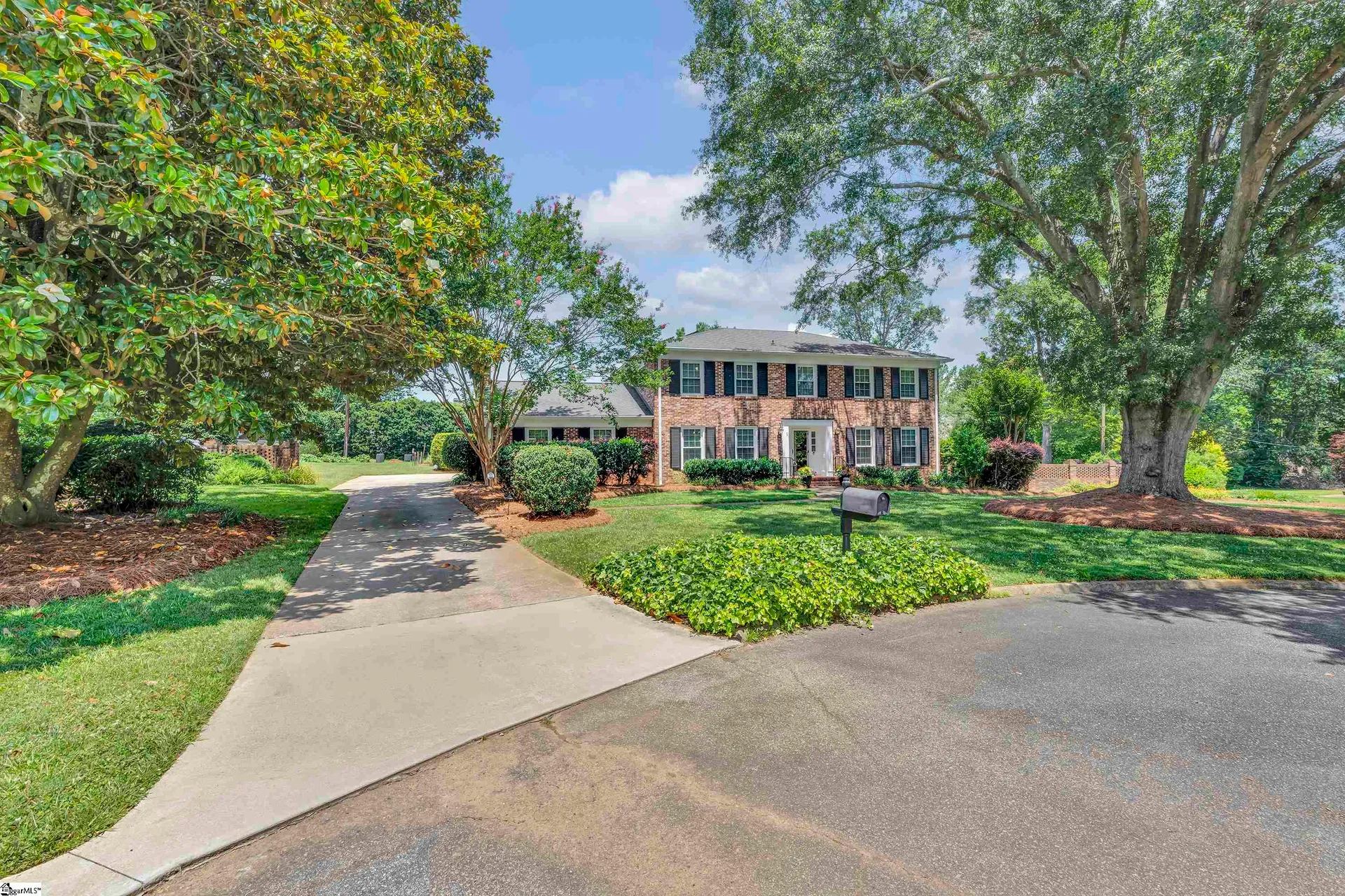 Property image 2 at 1 Redcliffe Road, Greenville, SC 29615