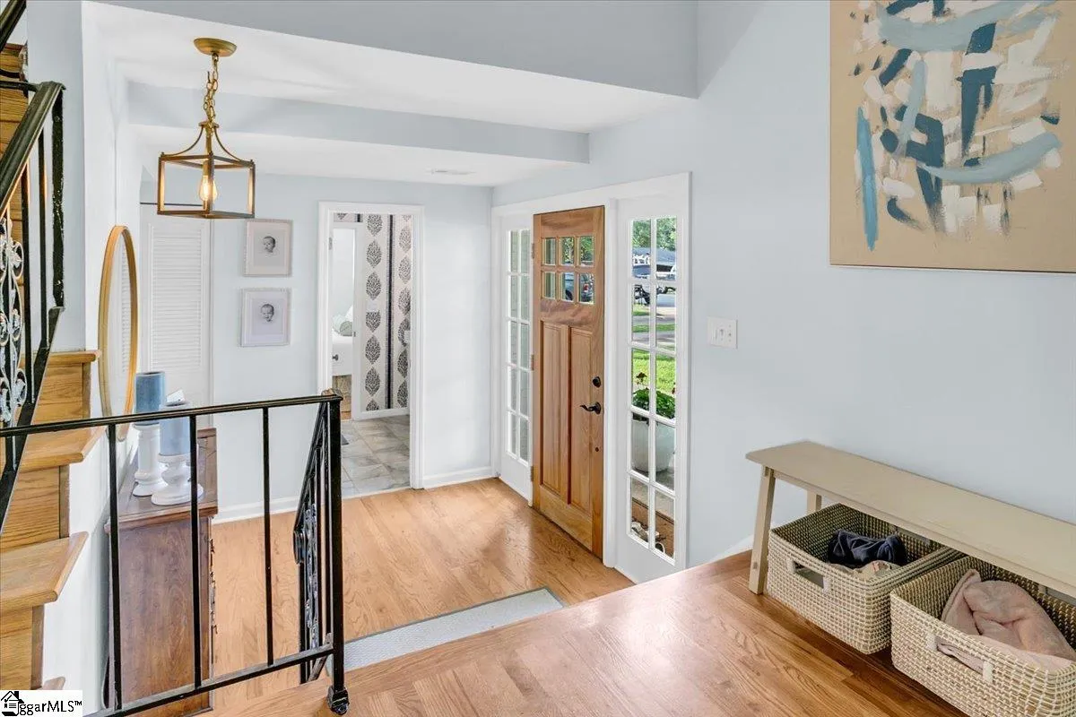 Property image 5 at 7 Richwood Drive, Greenville, SC 29607