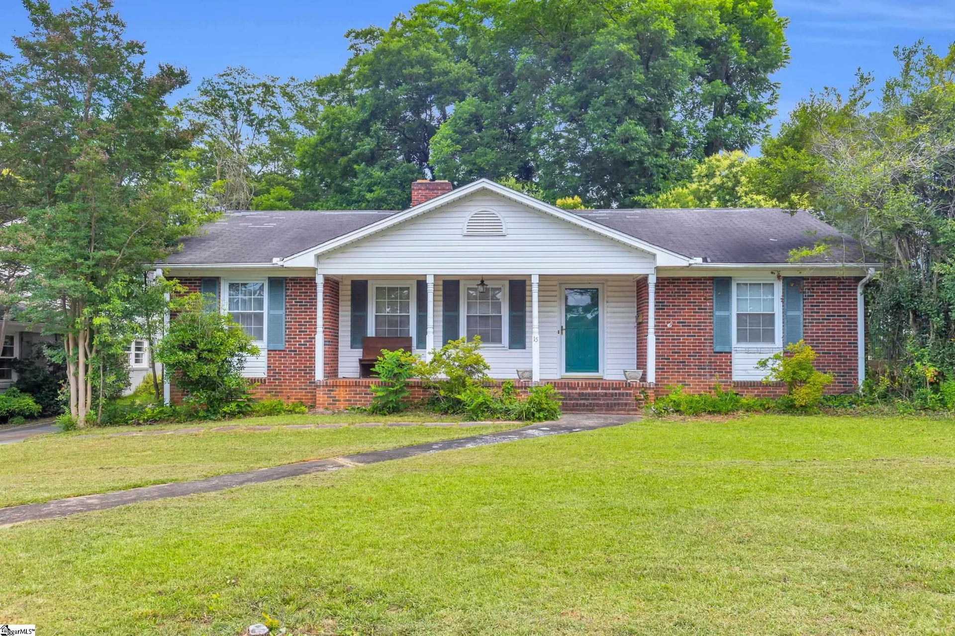15 Jones Avenue