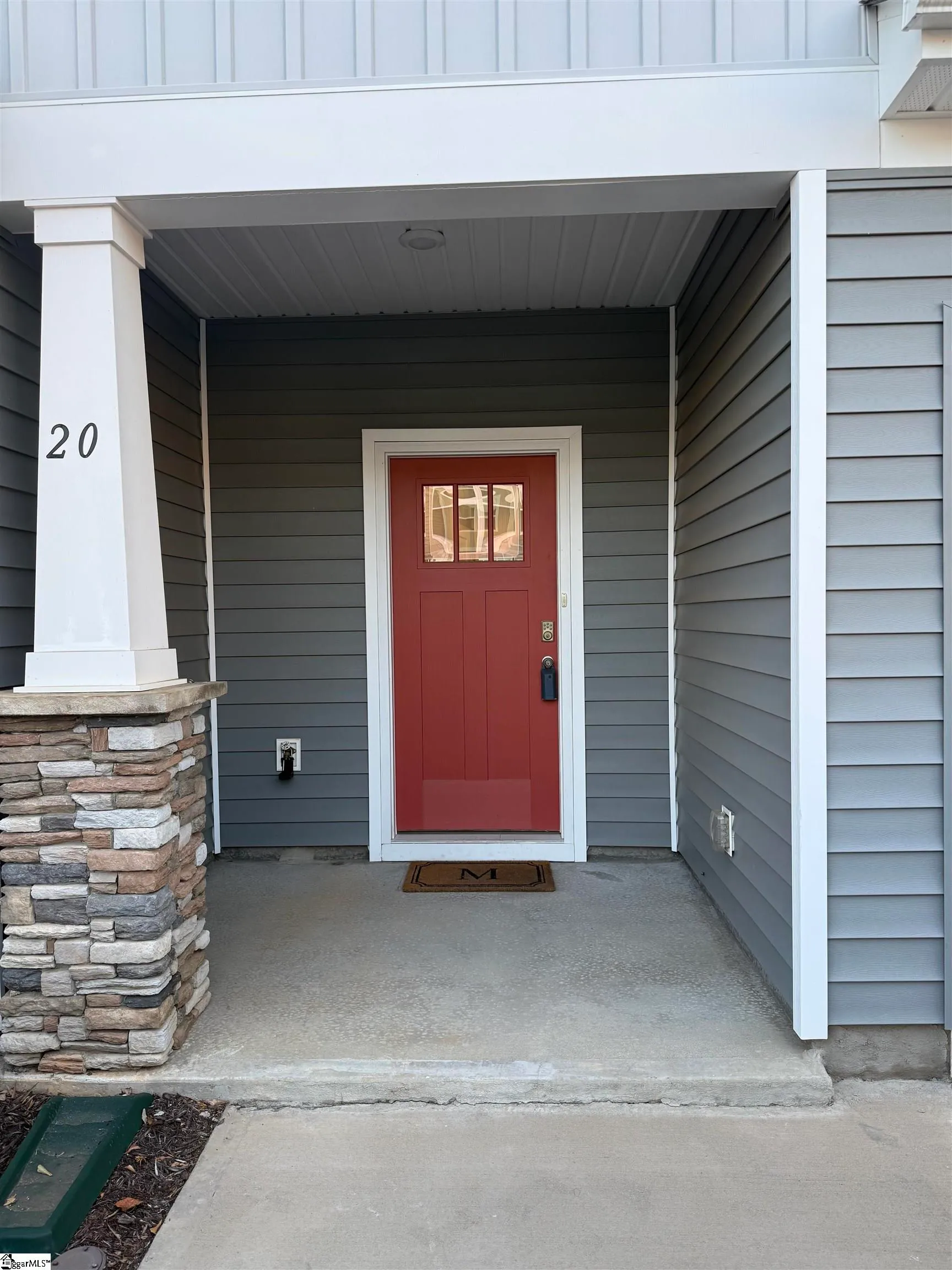 20 Starlake Drive