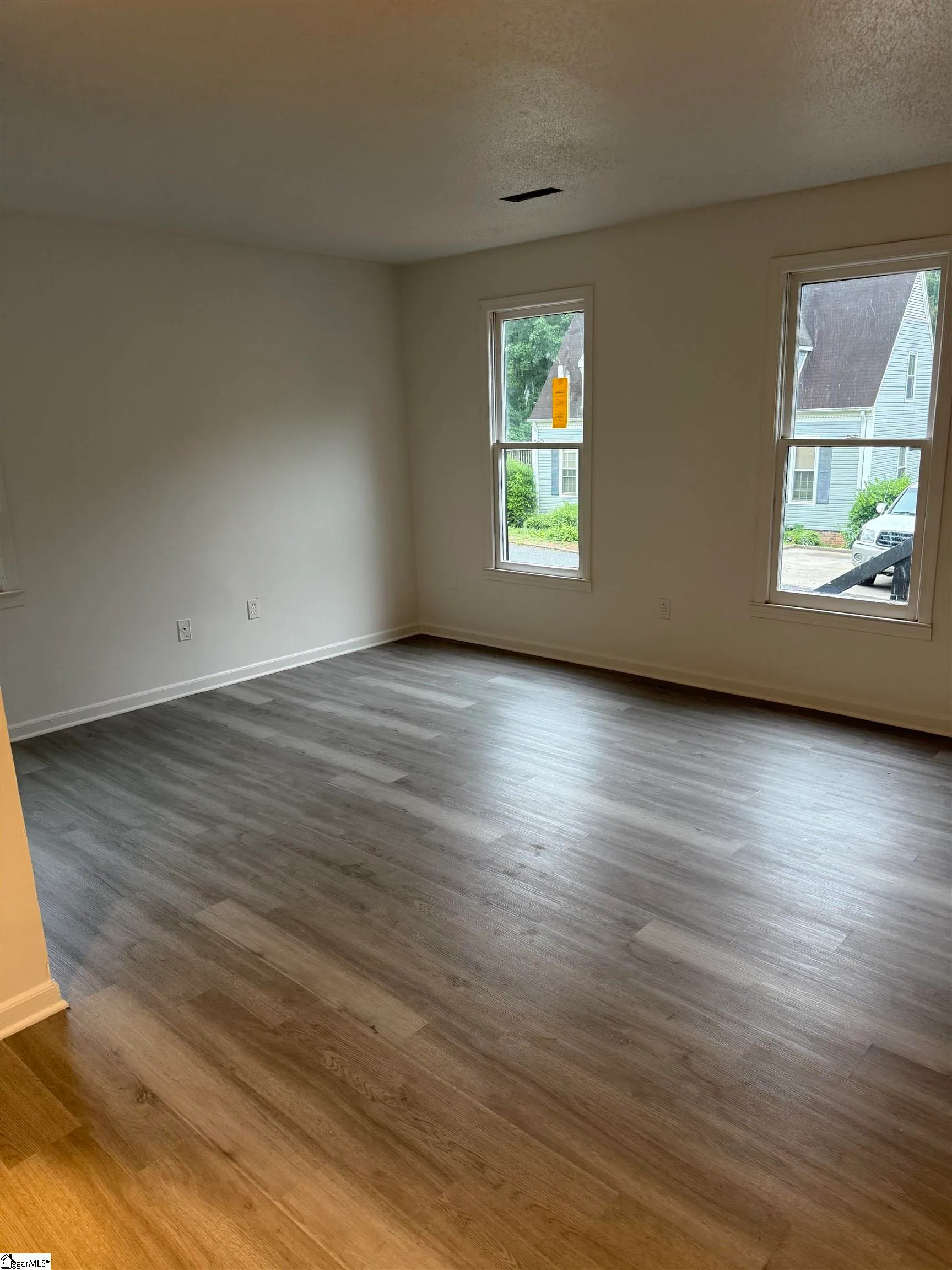 Property image 3 at 20 Starlake Drive, Simpsonville, SC 29681