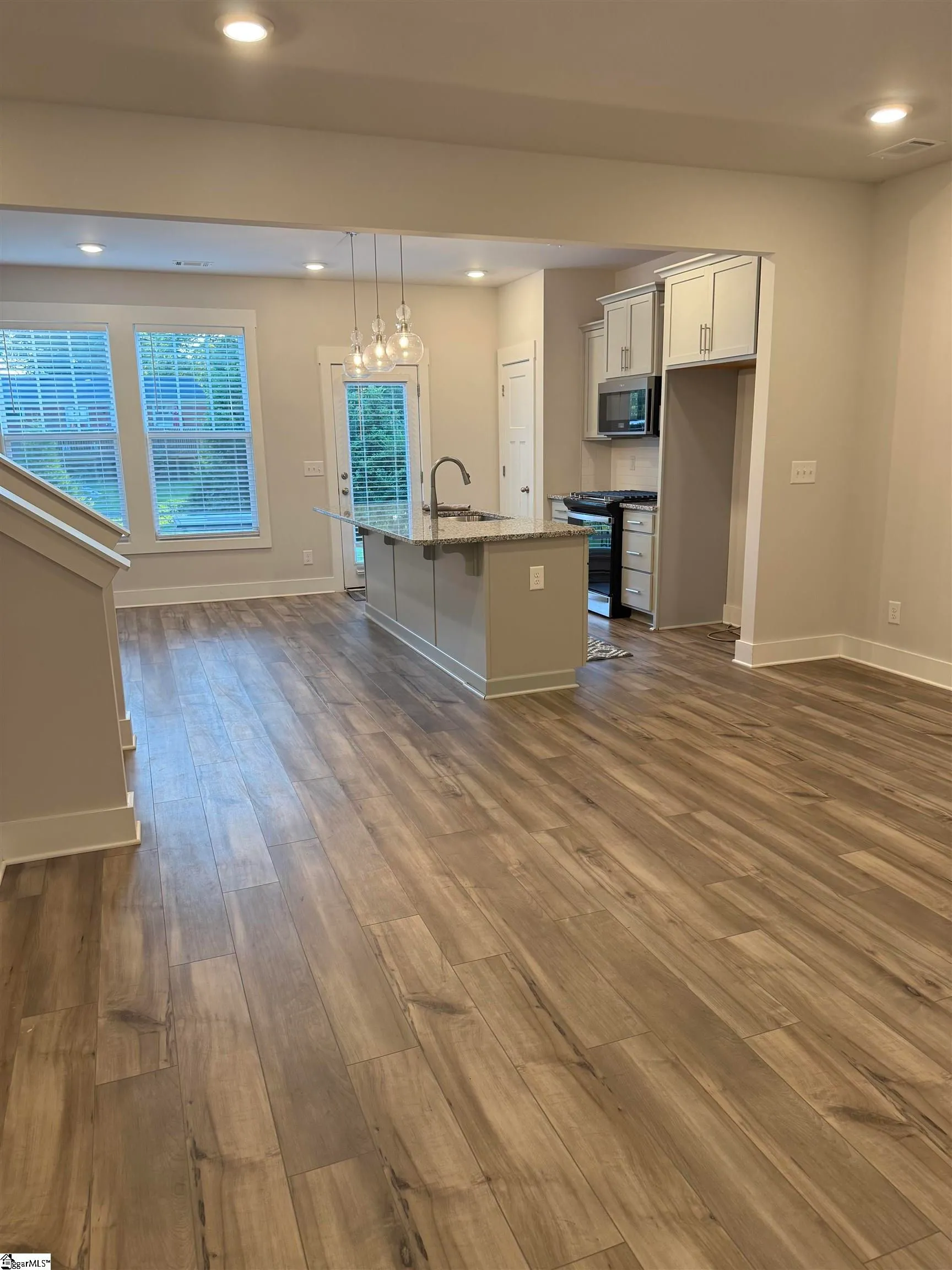 Property image 4 at 20 Starlake Drive, Simpsonville, SC 29681