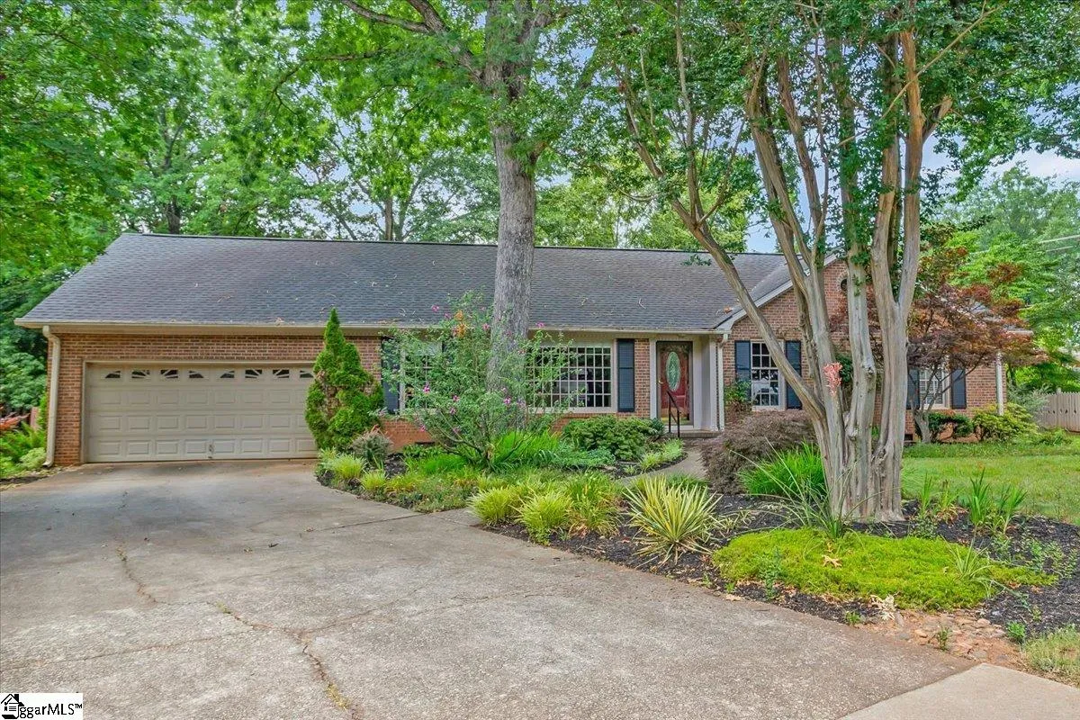 402 Rosebud Court