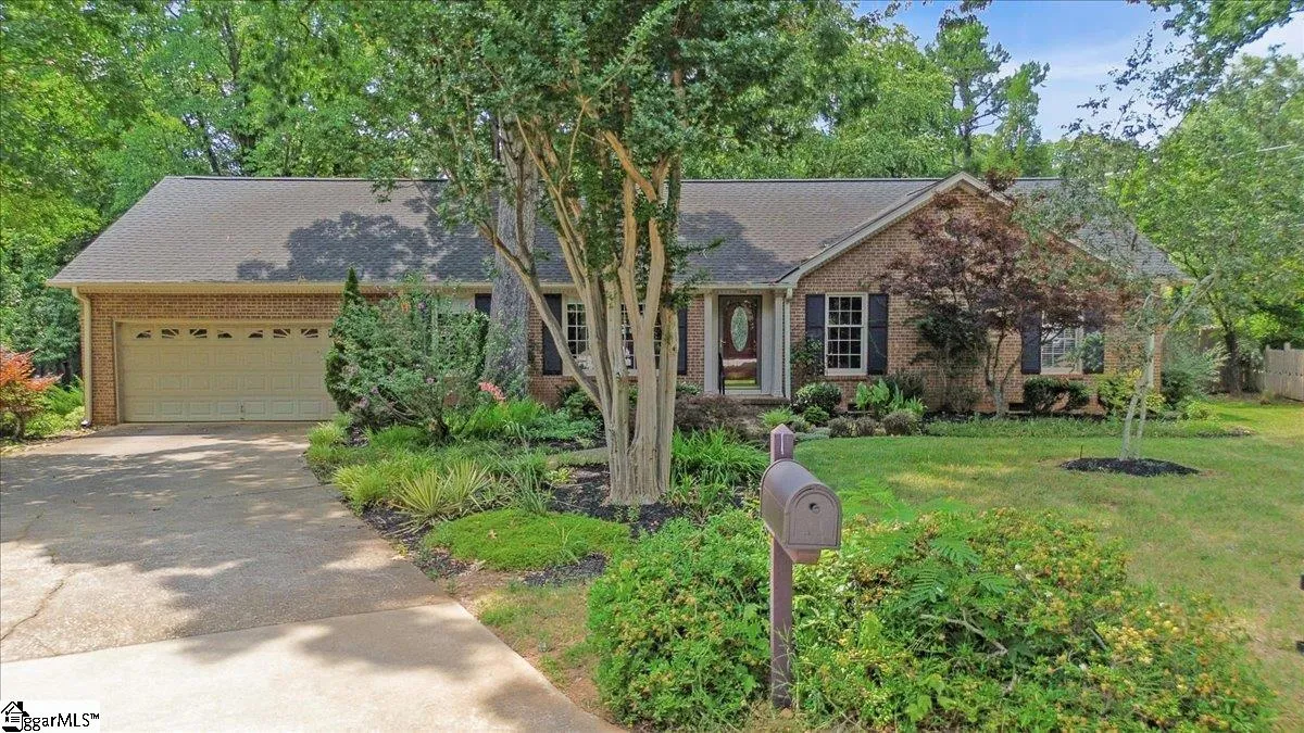 Property image 5 at 402 Rosebud Court, Greer, SC 29650