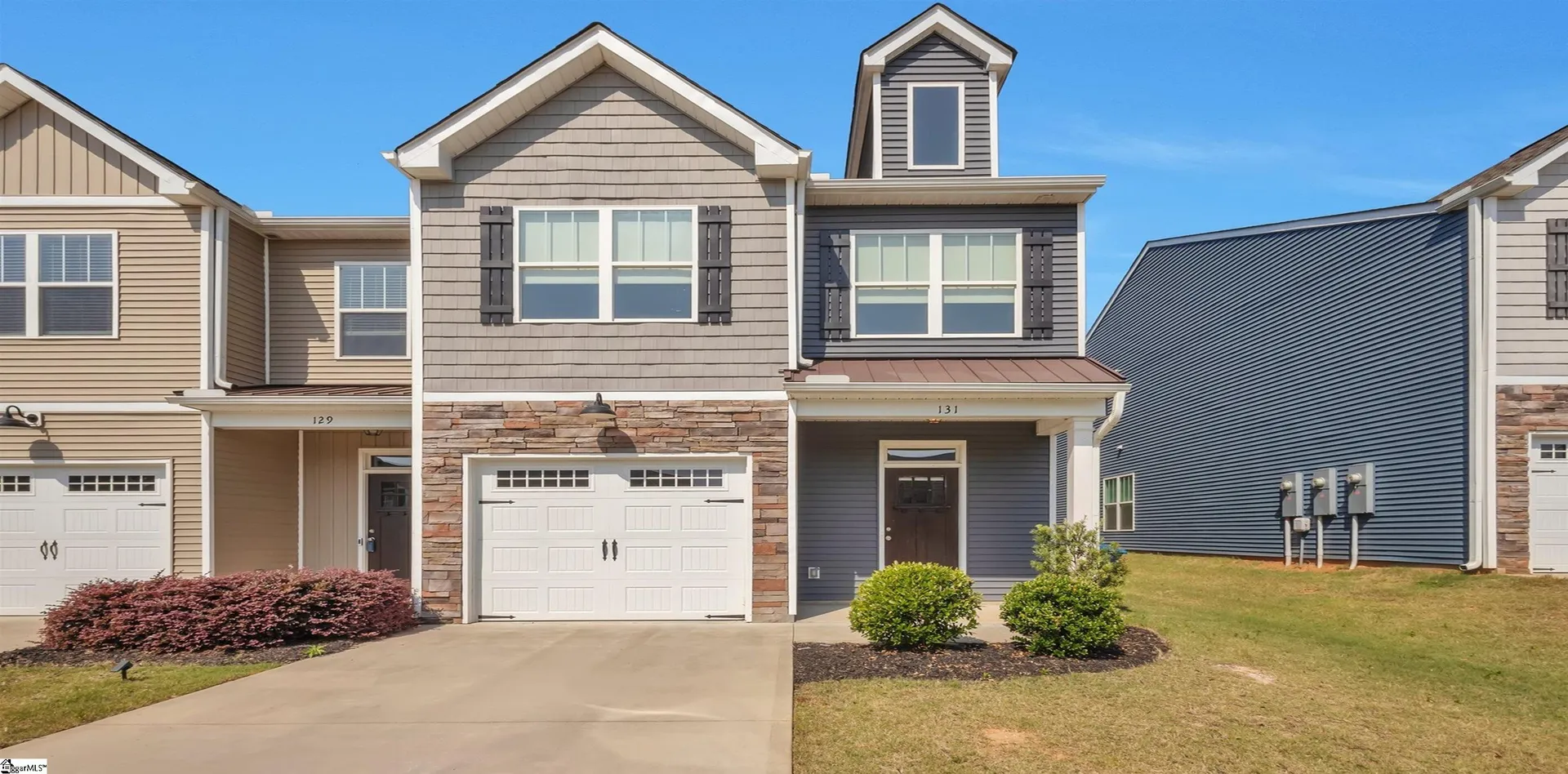Raven Hills, Piedmont Community