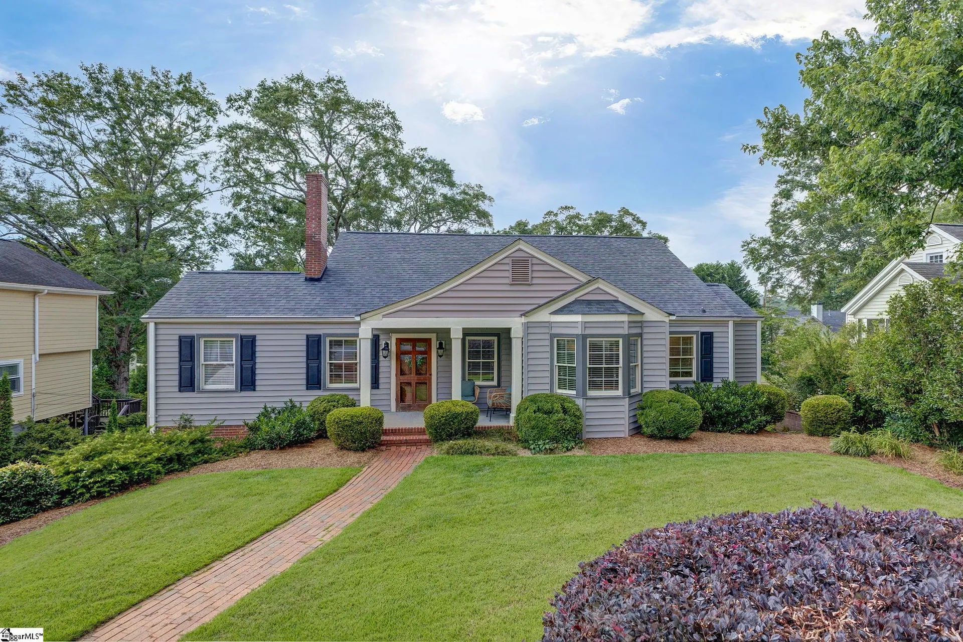 Sunset Hills, Greenville Community