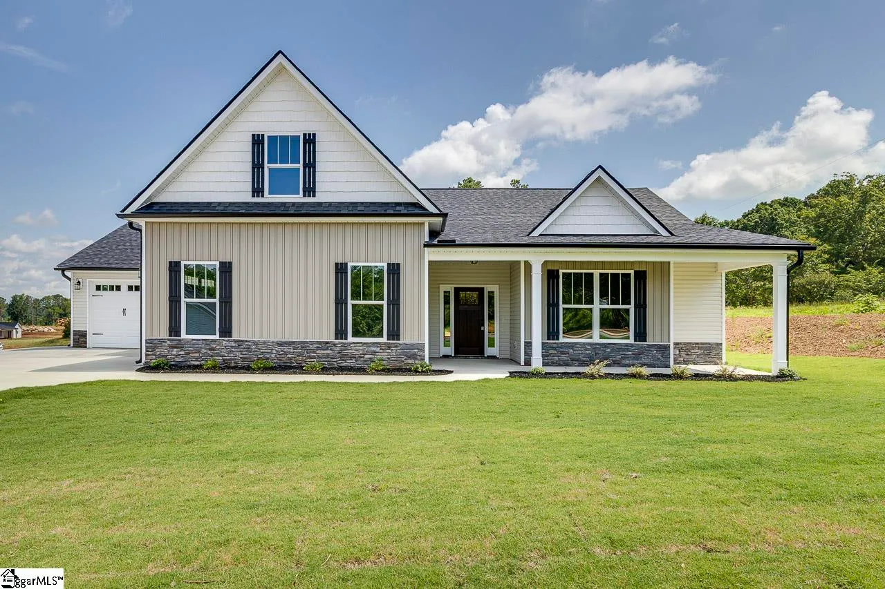 Property image 2 at 102 Hinton Farms Drive, Easley, SC 29640