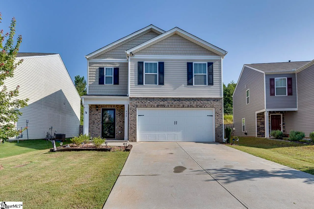 938 Ashwood Way