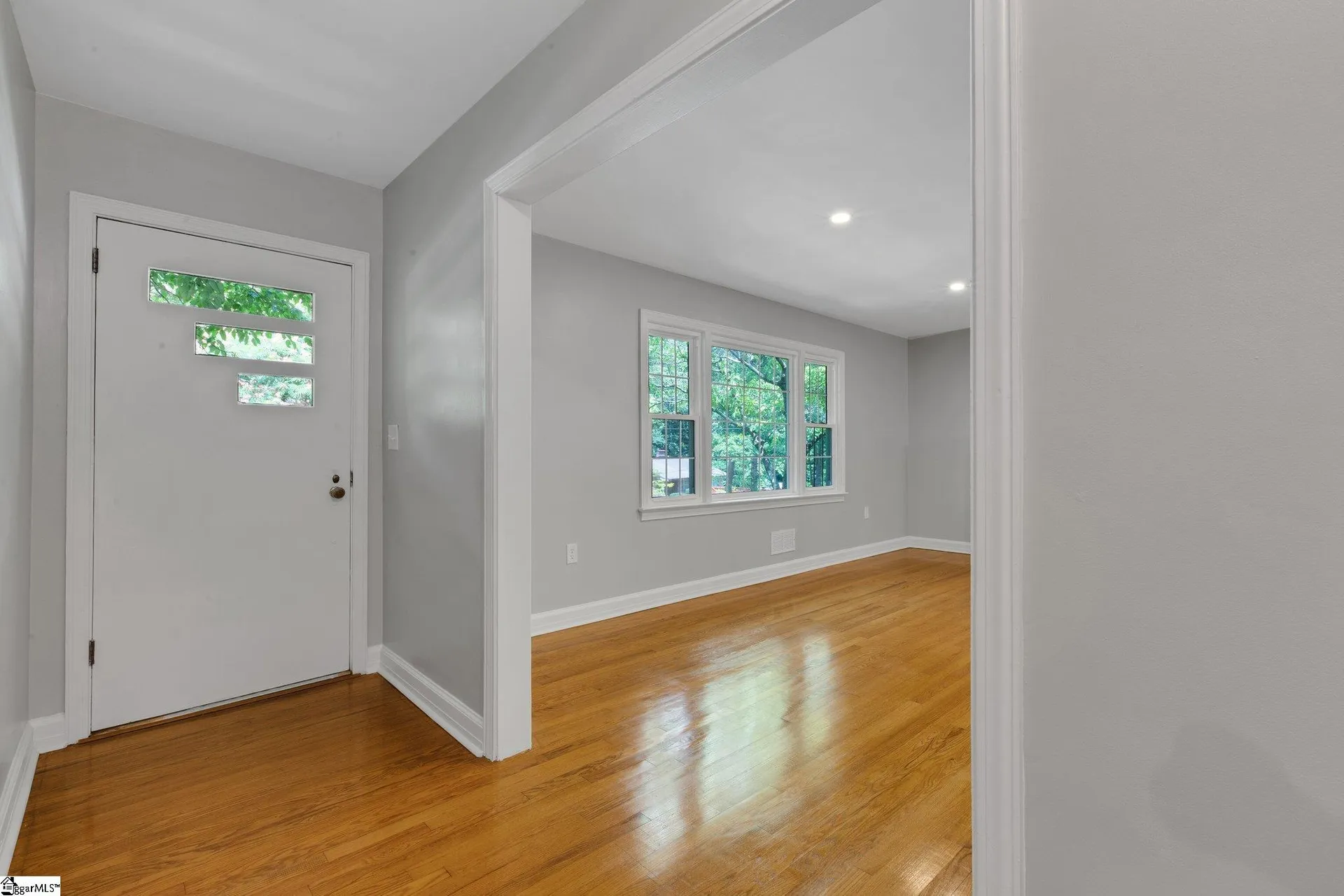 Property image 4 at 10 Wildwood Road, Greenville, SC 29615