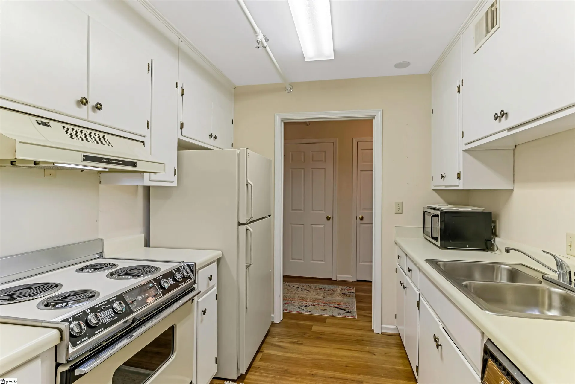 Property image 4 at 110 Swansgate Place, Greenville, SC 29605