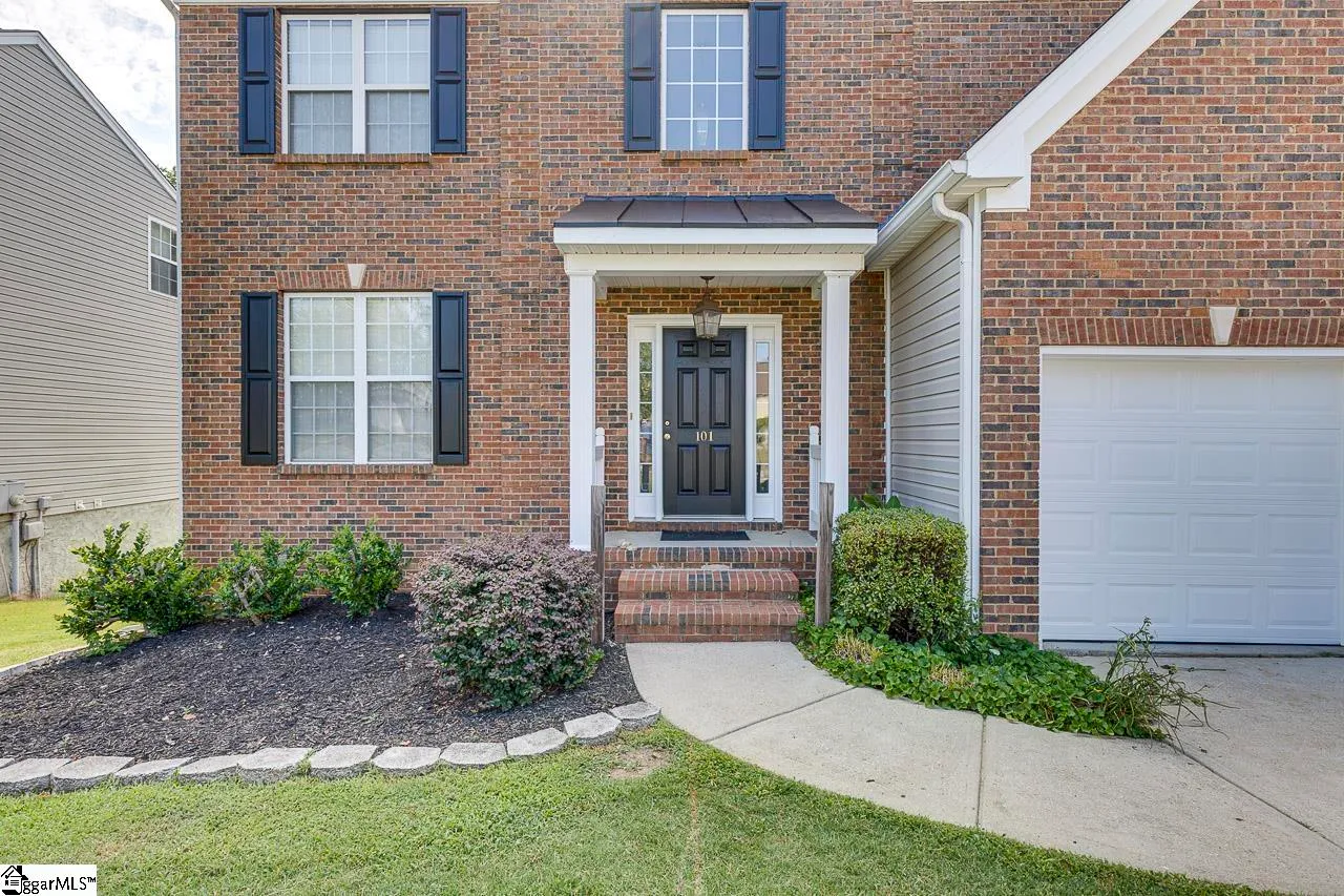 Property image 2 at 101 Stonewater Drive, Simpsonville, SC 29680