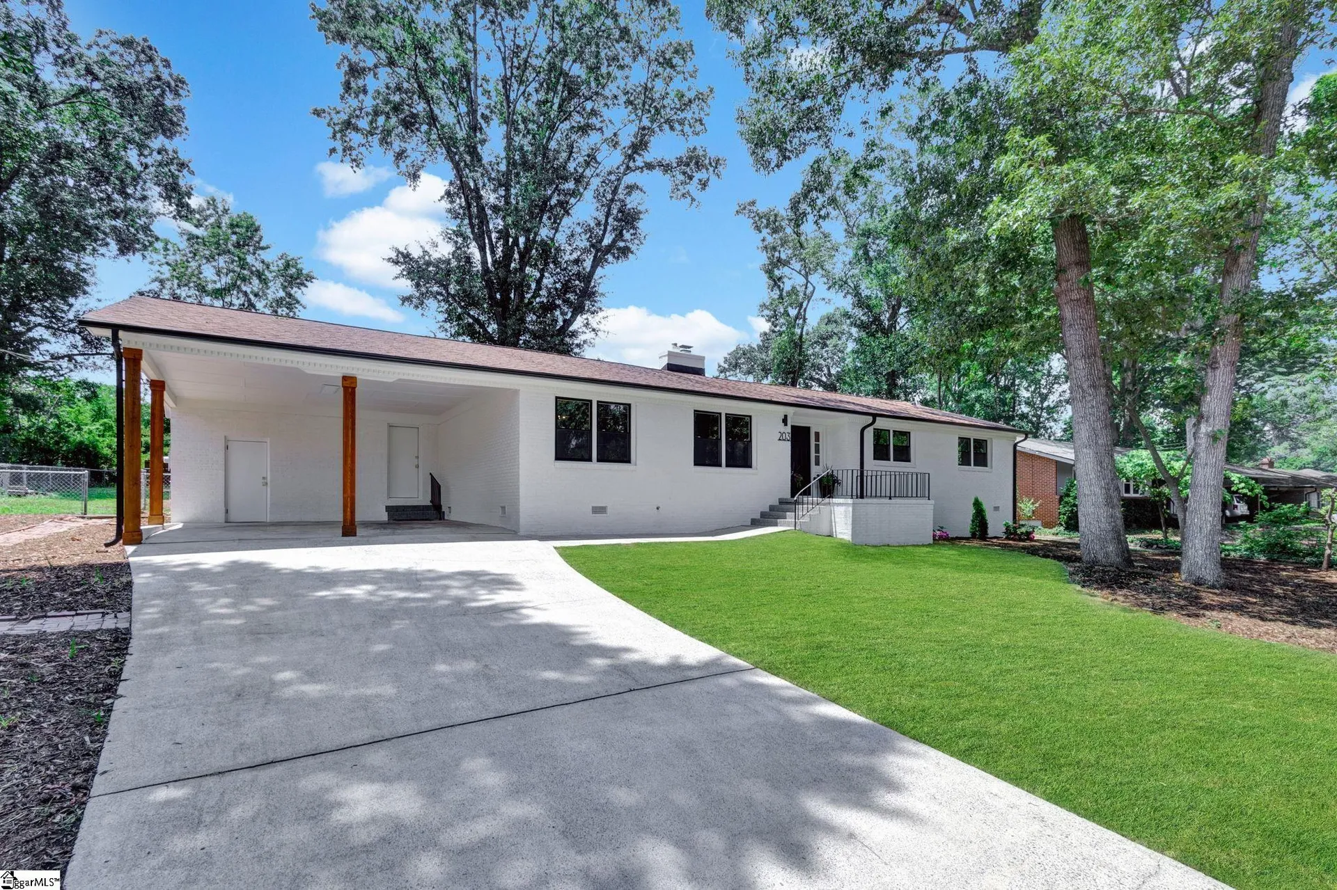 203 Melbourne Lane