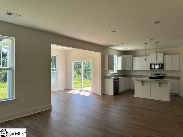 Property image 2 at 19 Long Branch Court, Anderson, SC 29621