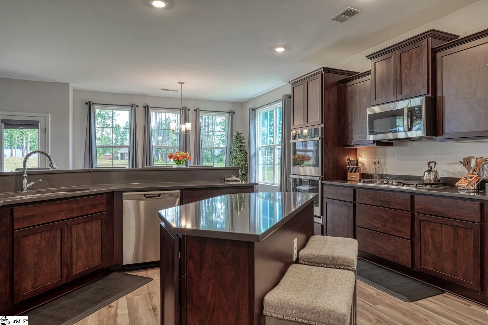 Property image 2 at 4002 Hometown Way, Boiling Springs, SC 29316