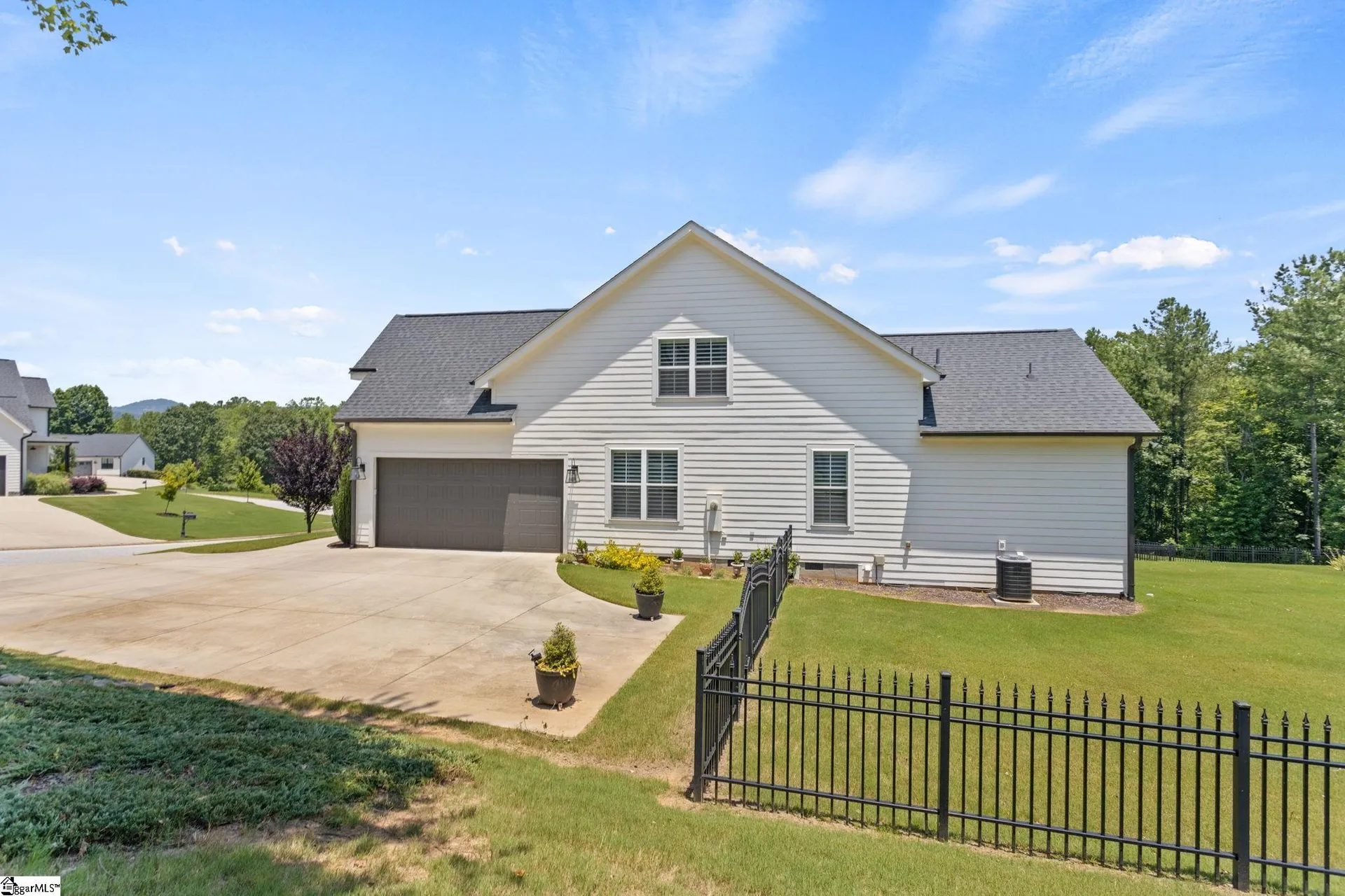 Property image 5 at 208 Deer Thicket Way, Taylors, SC 29687