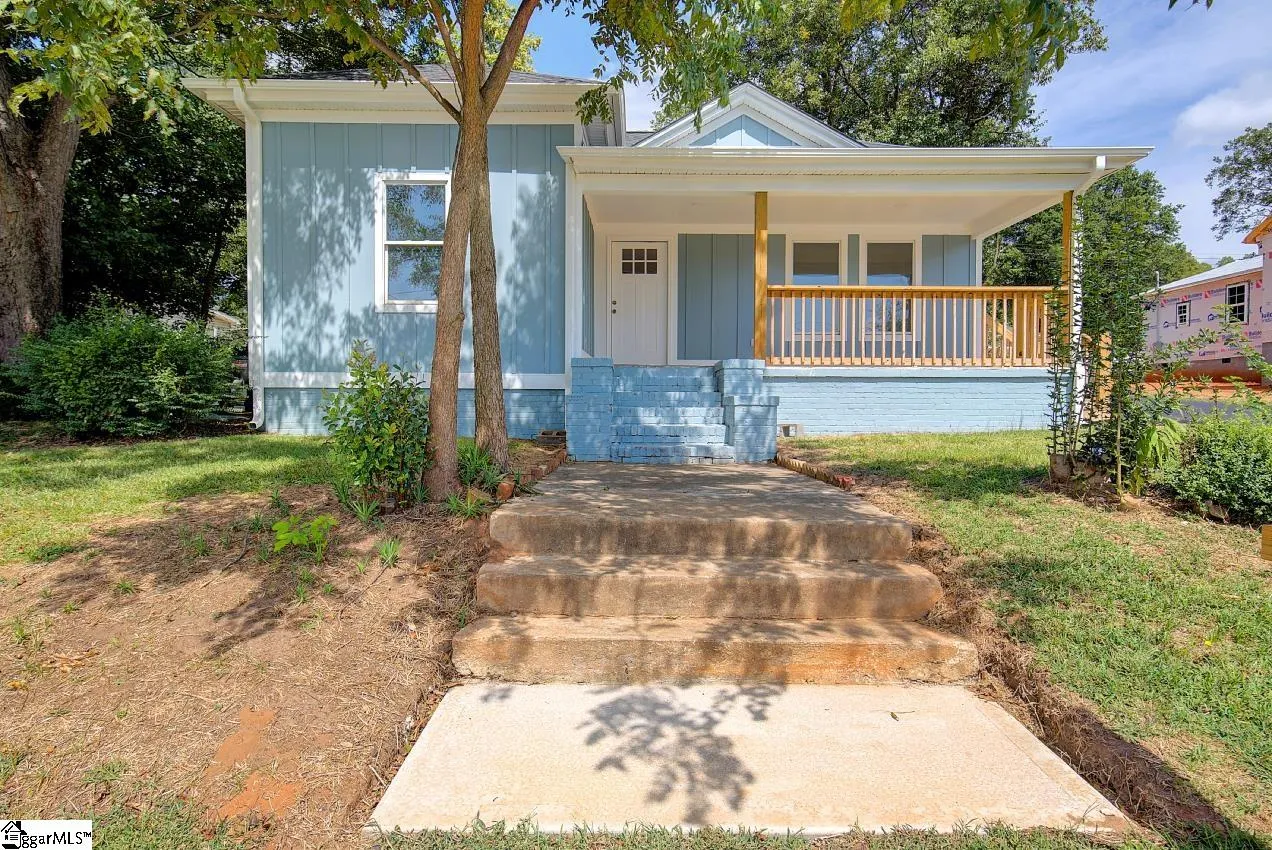 Property image 2 at 1 8th Street, Greenville, SC 29611