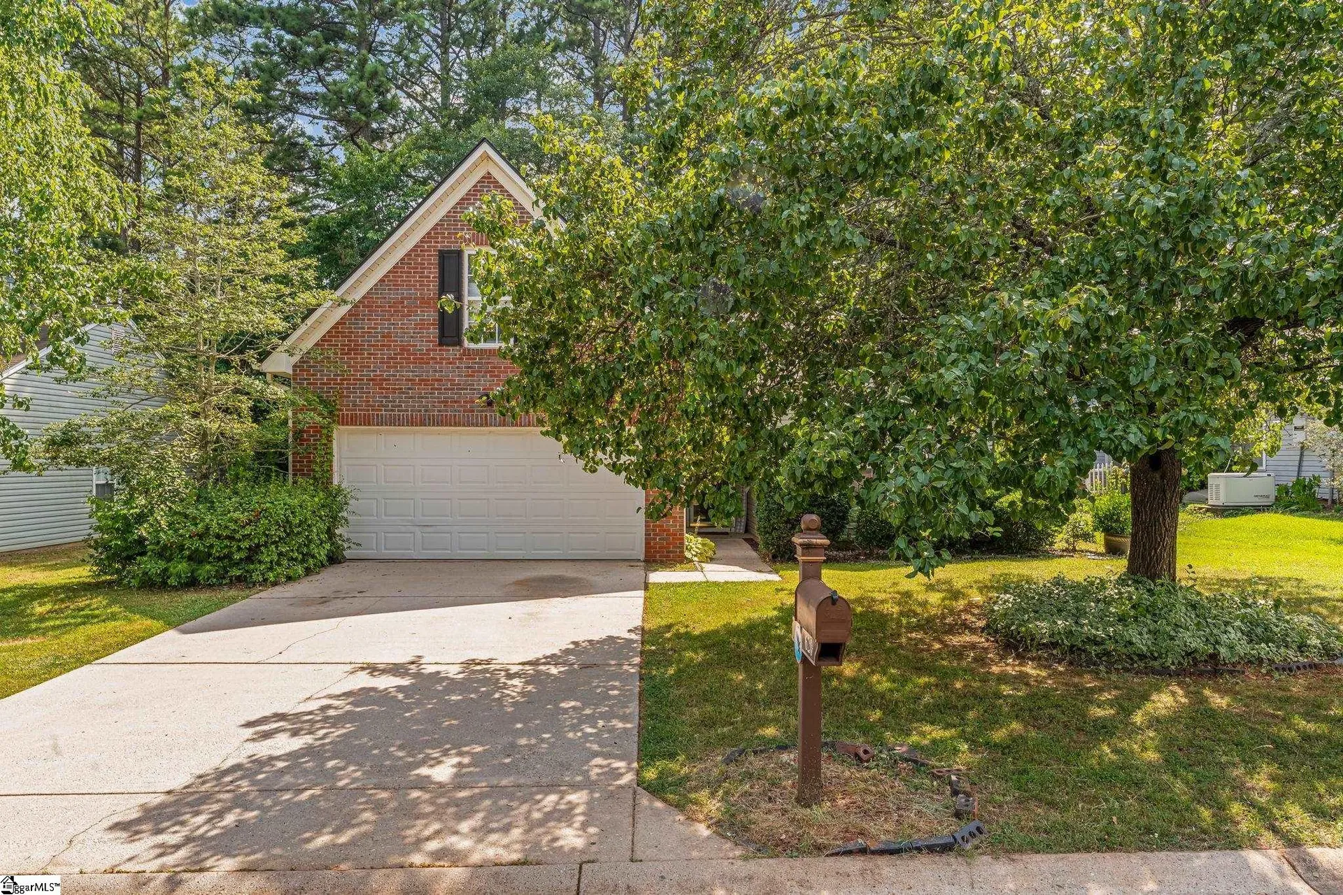 620 Thornbird Circle