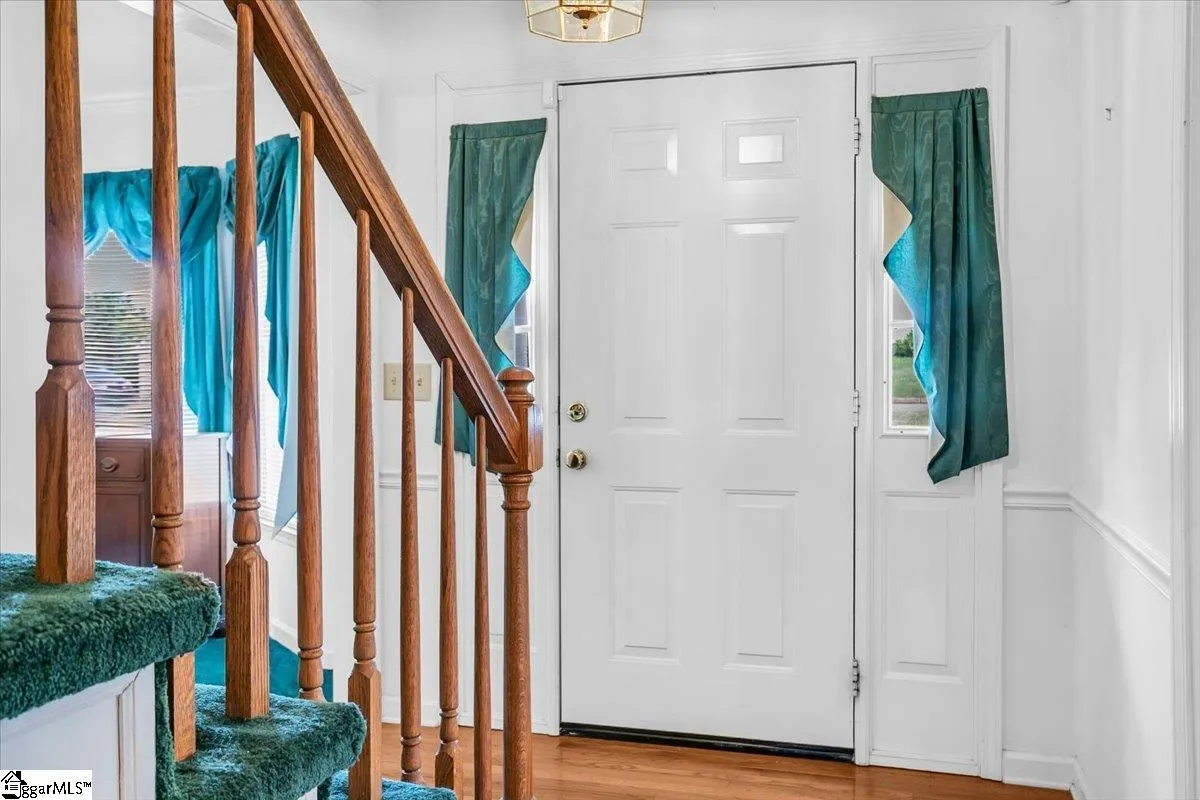 Property image 3 at 1 Foxwood Court, Simpsonville, SC 29680