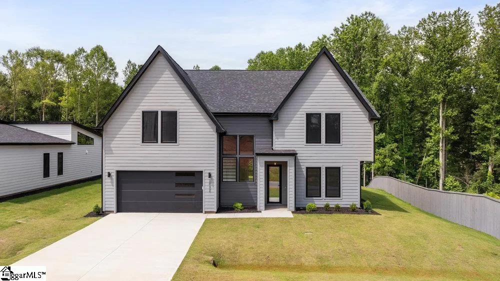 Innova Estates, Inman Community