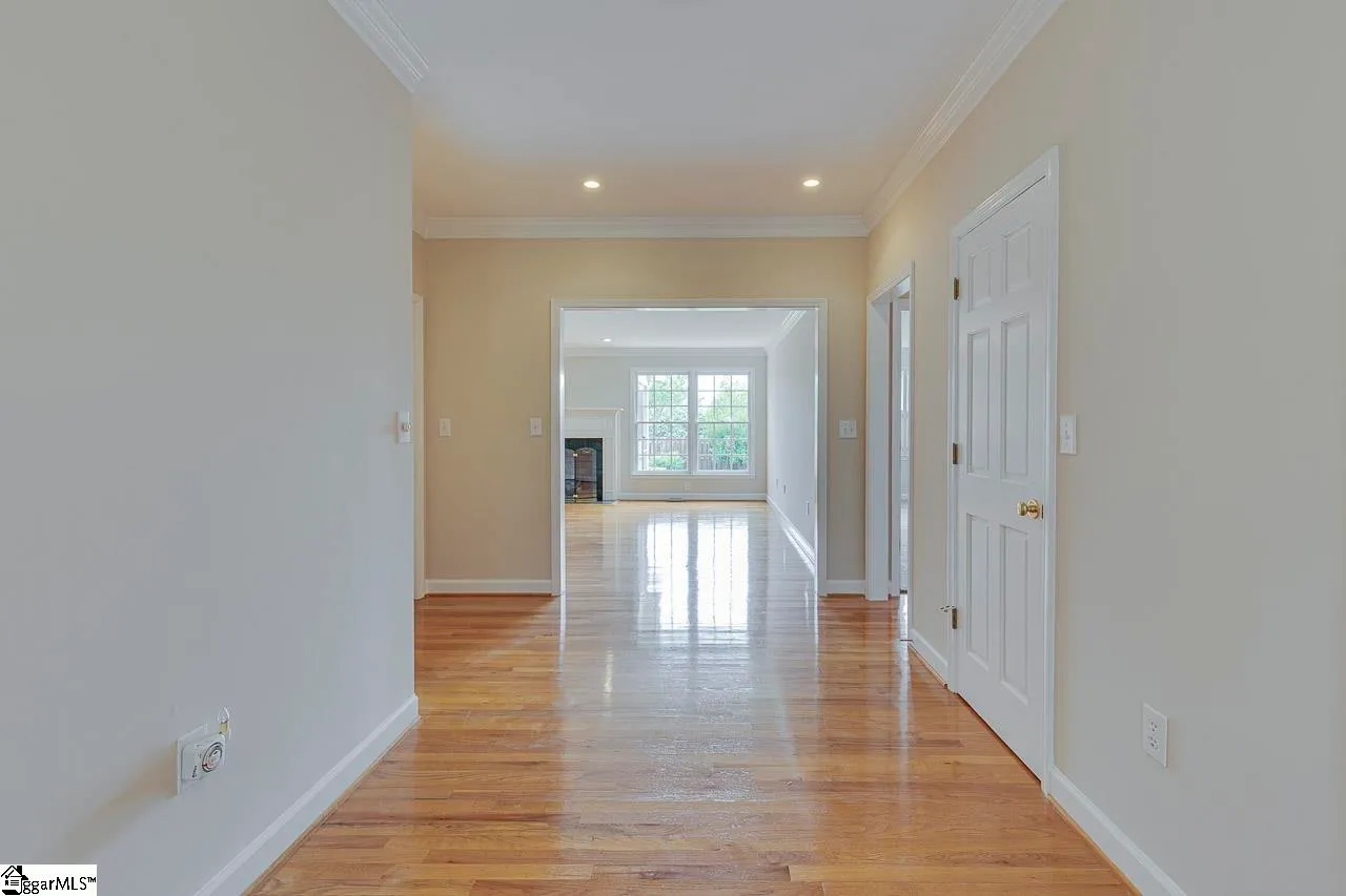 Property image 5 at 10 March Winds Court, Greer, SC 29650
