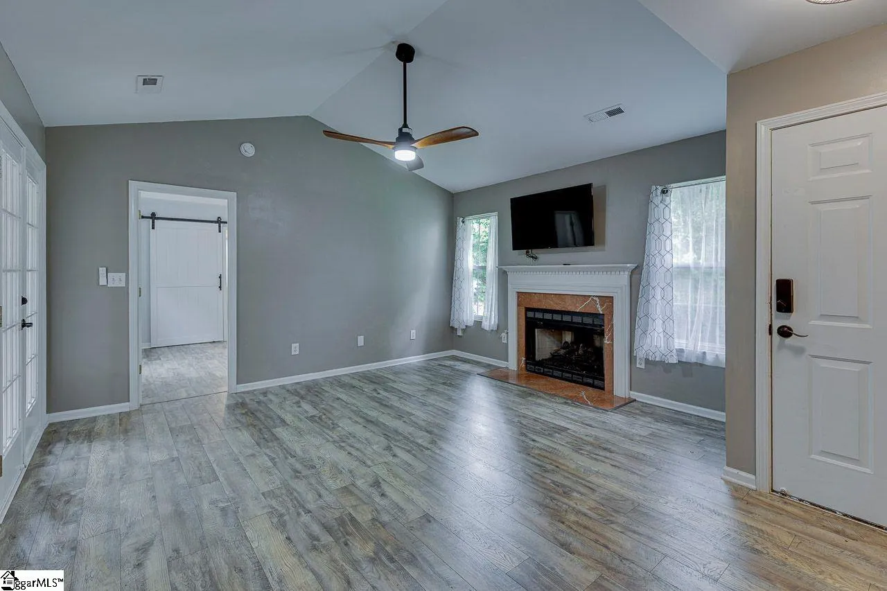 Property image 2 at 27 Enoree View Drive, Greer, SC 29650