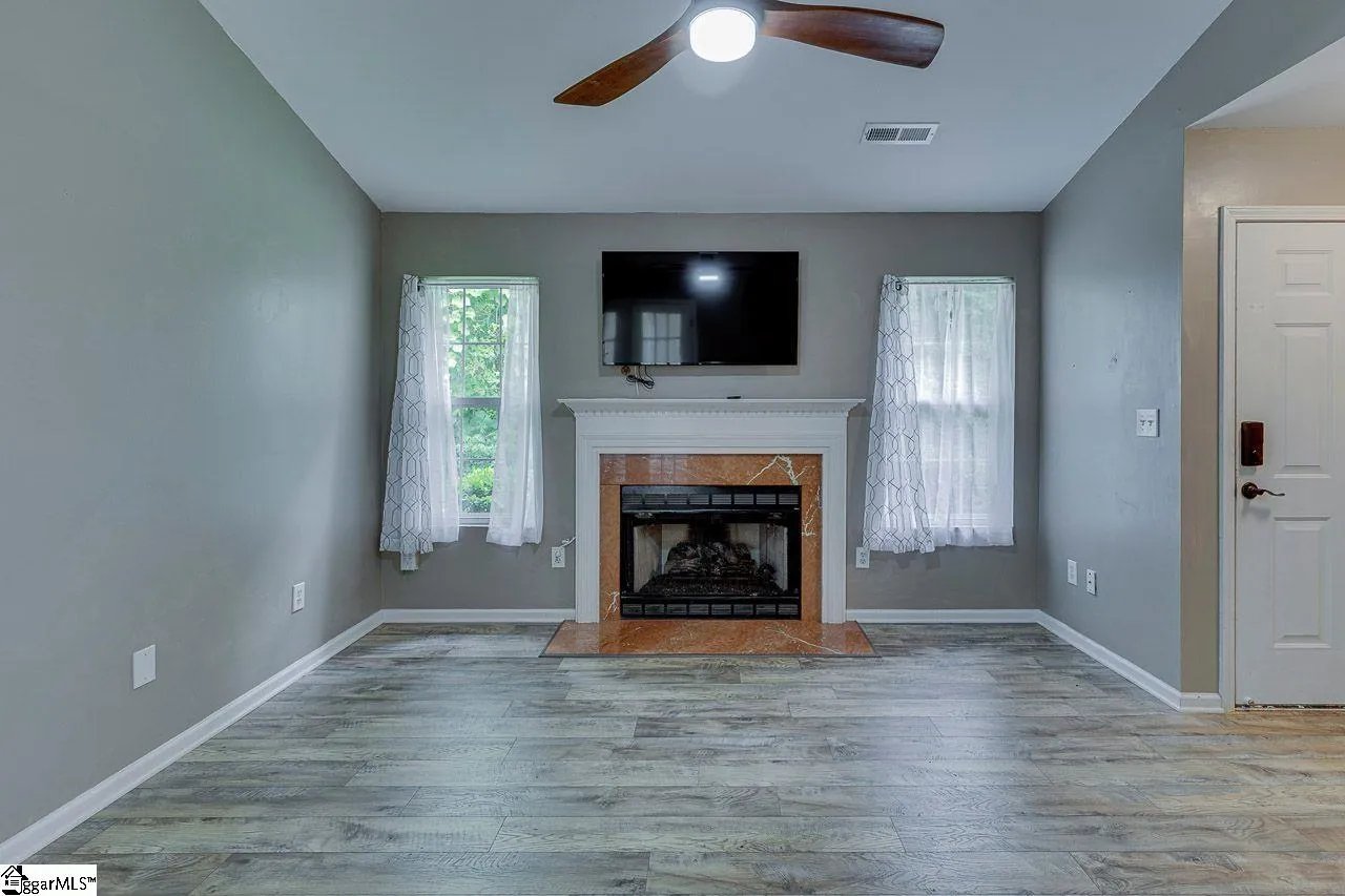 Property image 3 at 27 Enoree View Drive, Greer, SC 29650