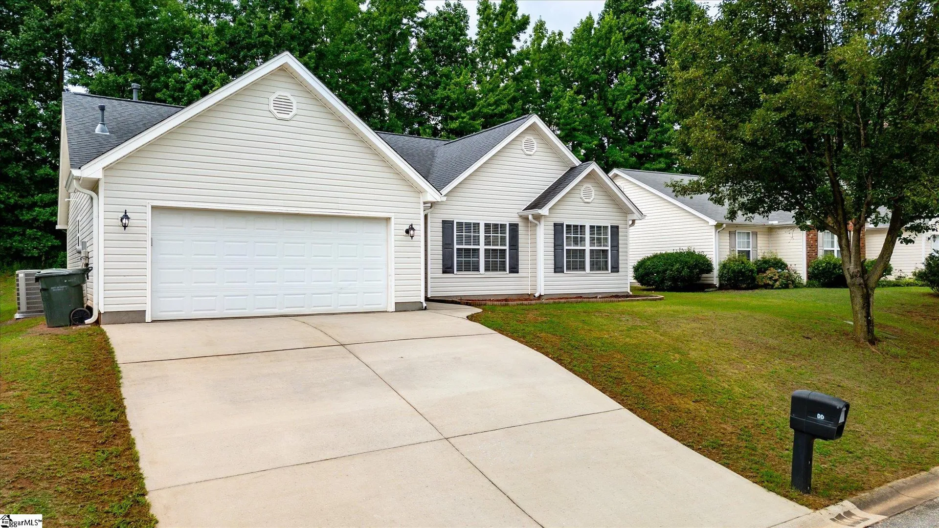 Property image 2 at 100 Granite Woods Way, Greer, SC 29650