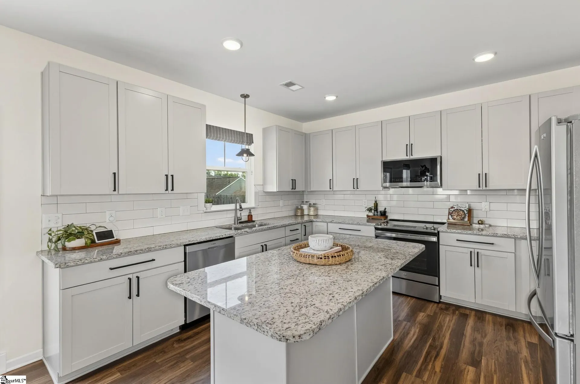 Property image 3 at 414 Balvenie Drive, Greenville, SC 29607
