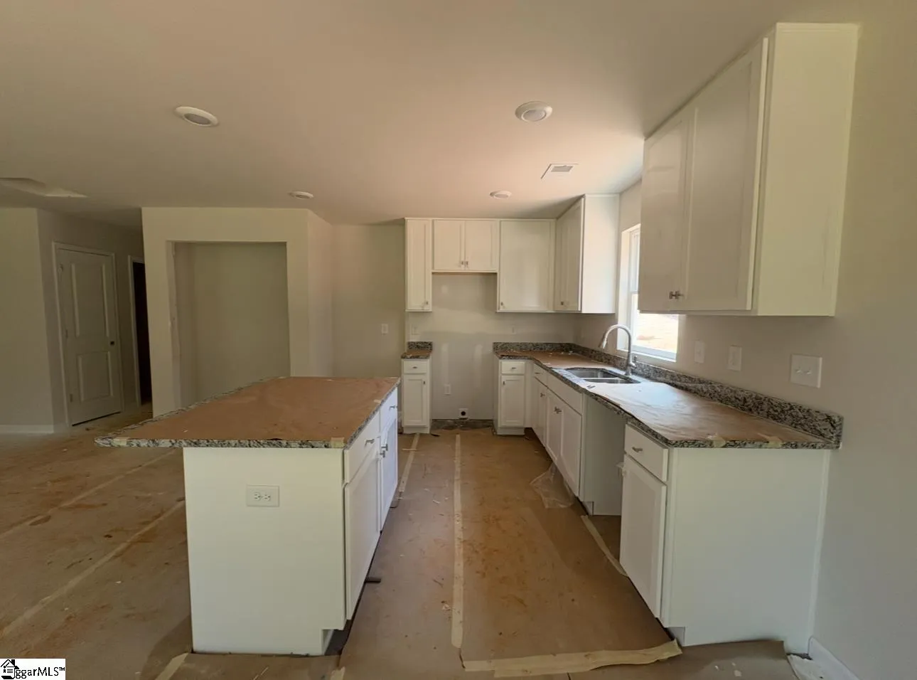 Property image 3 at 205 Ivydale Drive, Greenville, SC 29609